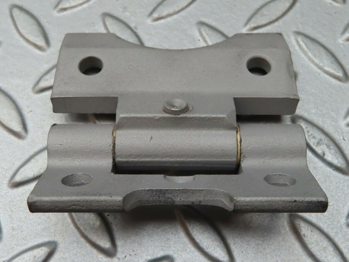 4159 Mercedes-Benz C123 230CE Coupe Door Hinge 1237200037