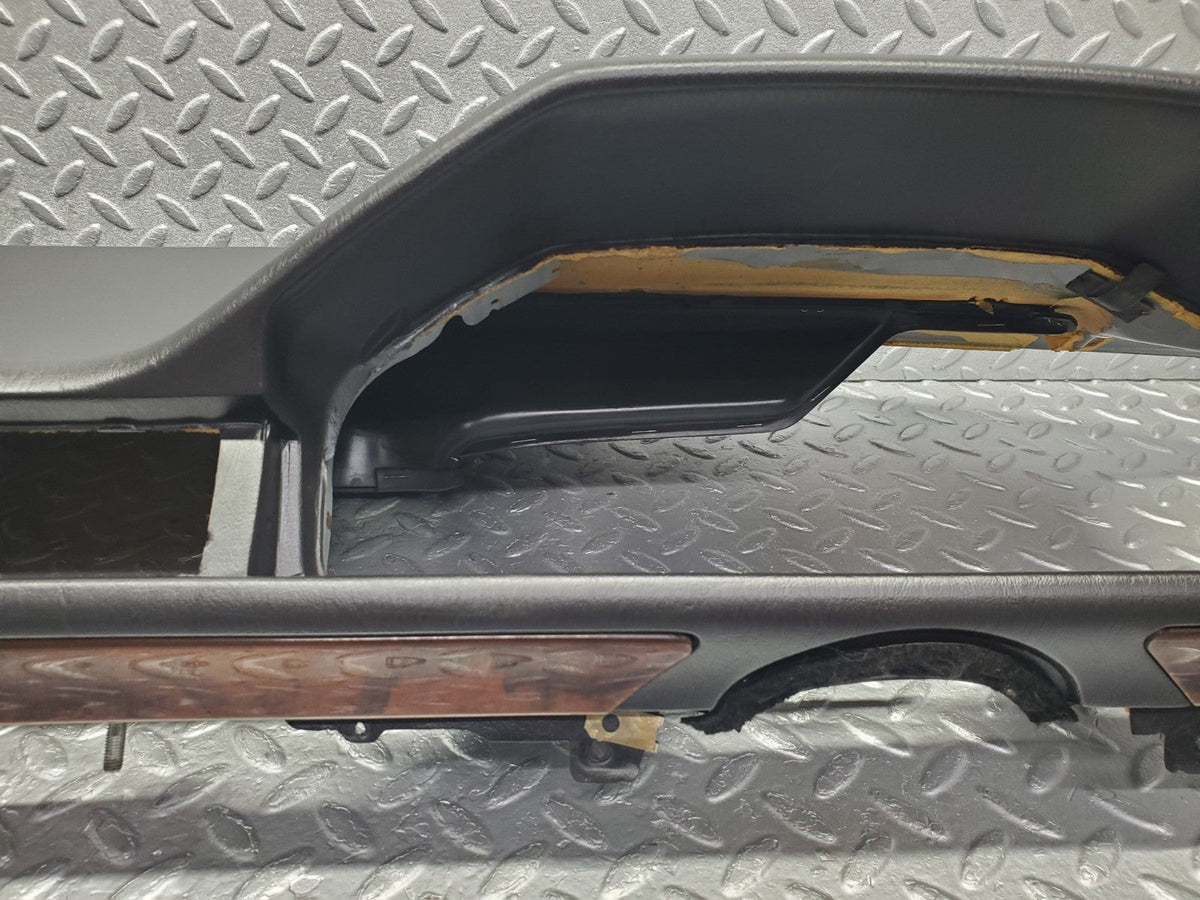 W124 dashboard black used OEM