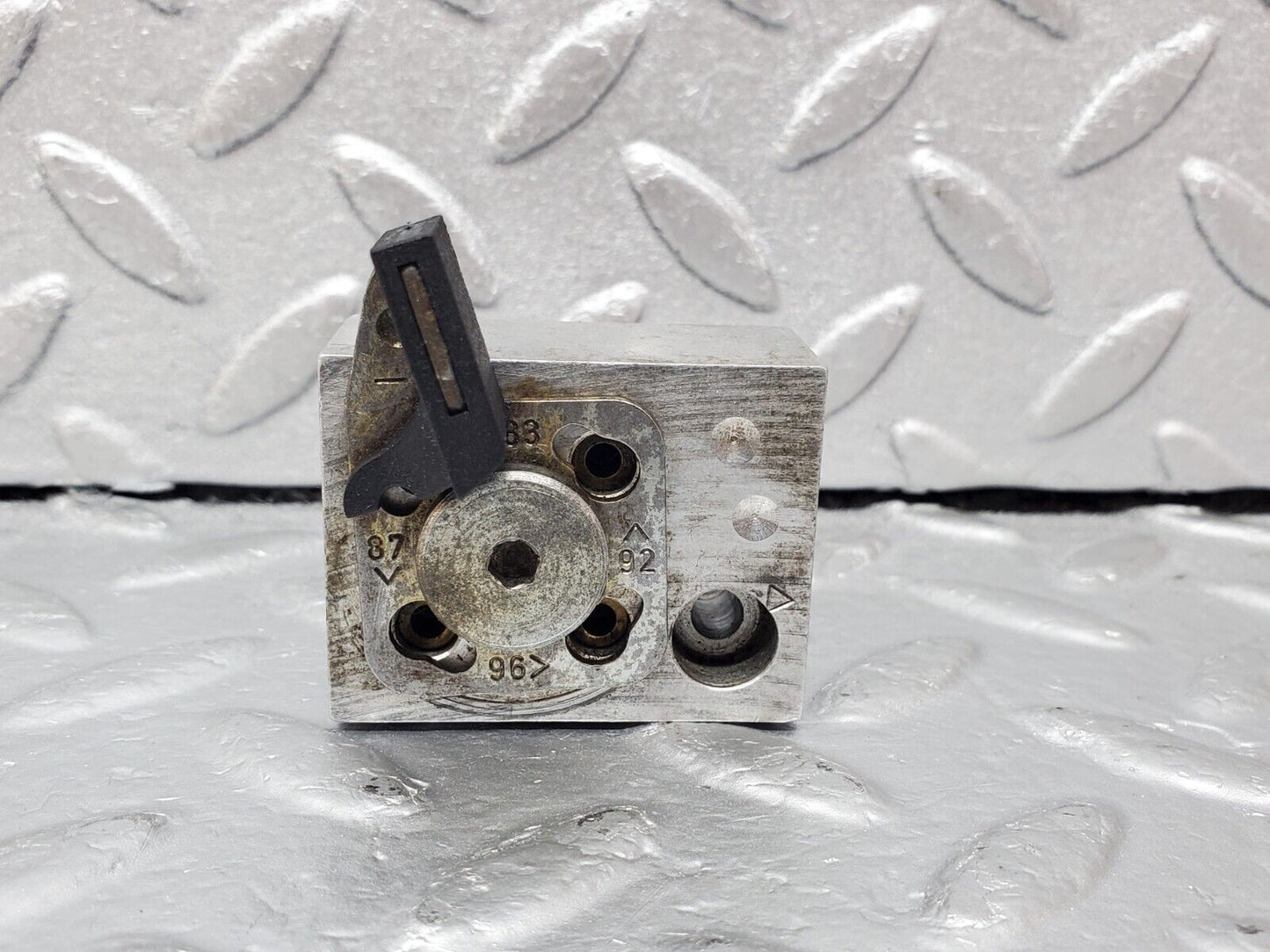 45322 Mercedes-Benz R129 300SL Coupe Soft Top Hydraulic Valve