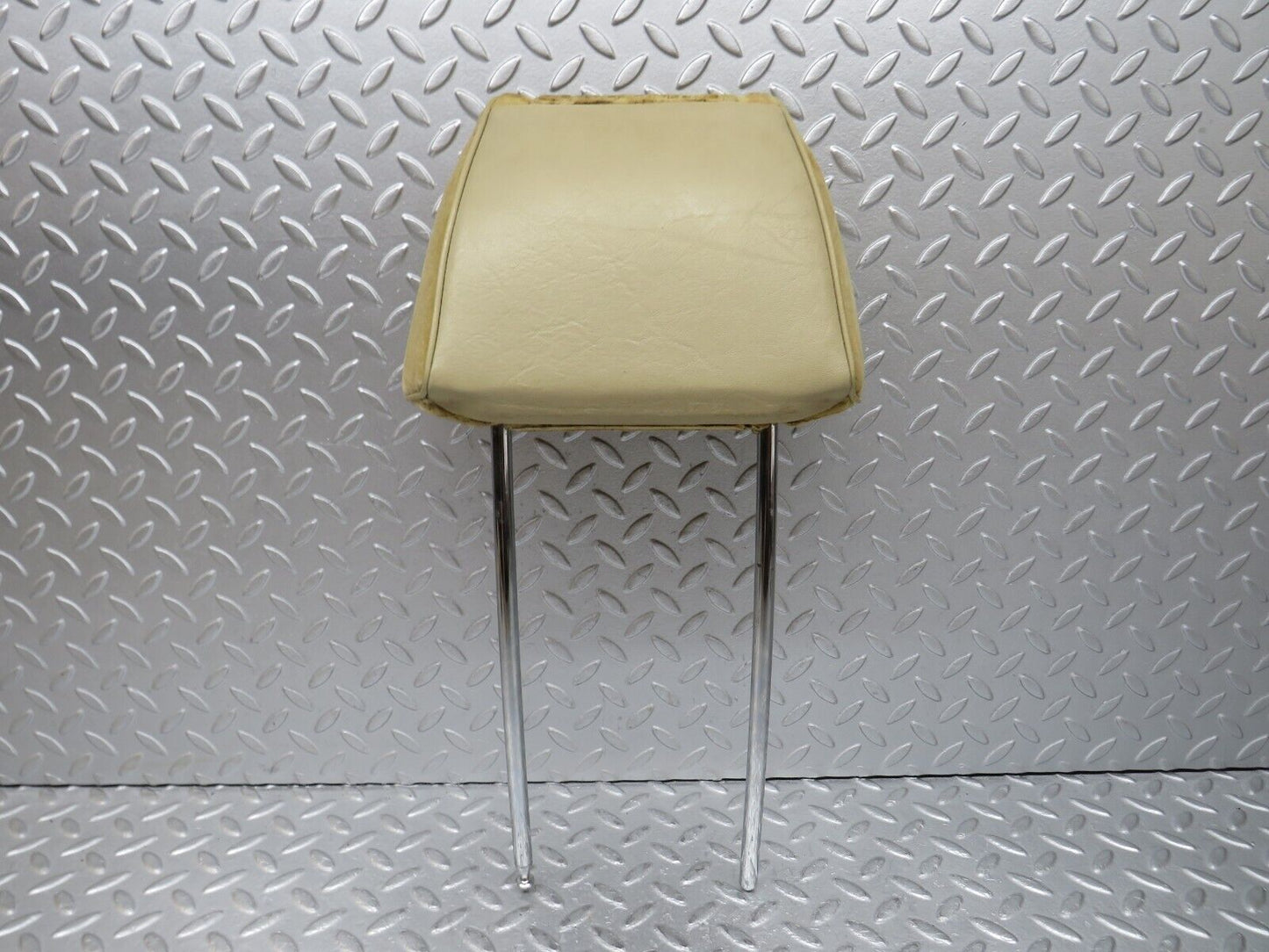 37078 Mercedes-Benz C126 420SEC Coupe Left Headrest