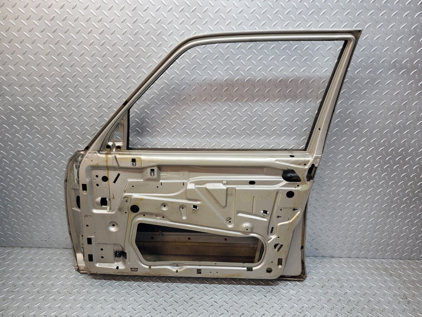 45991 Mercedes-Benz W126 420SE Front Right Door