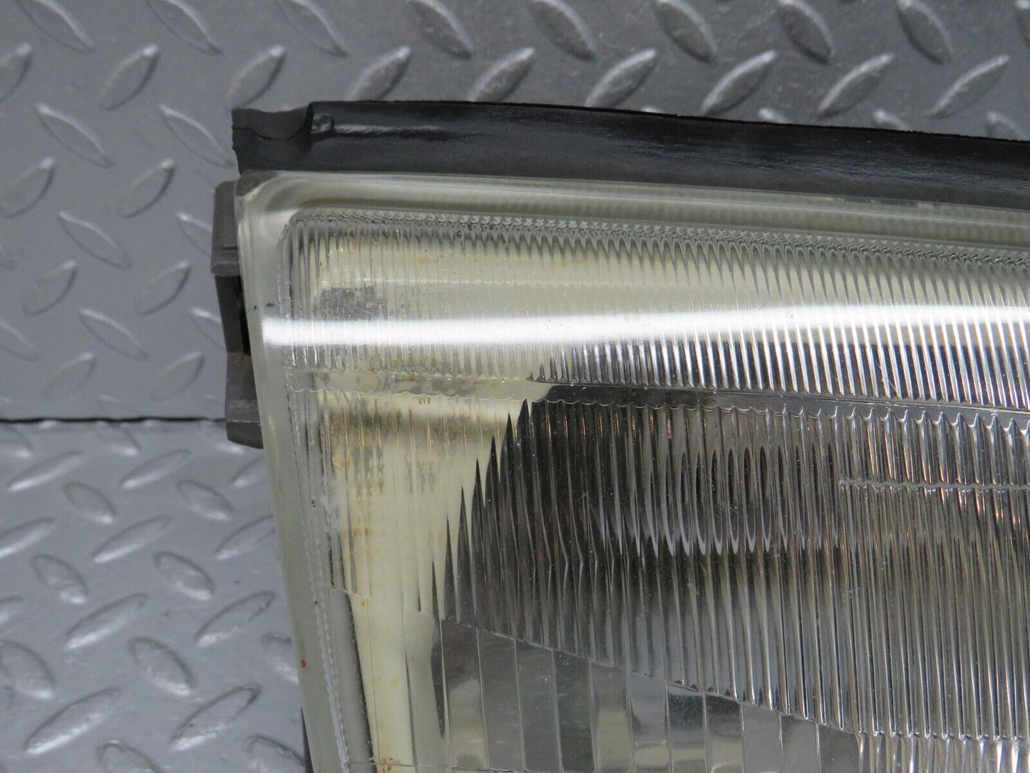 38237 Mercedes-Benz R129 280SL Coupe Headlight Bosch Right 0301090702 1298203861