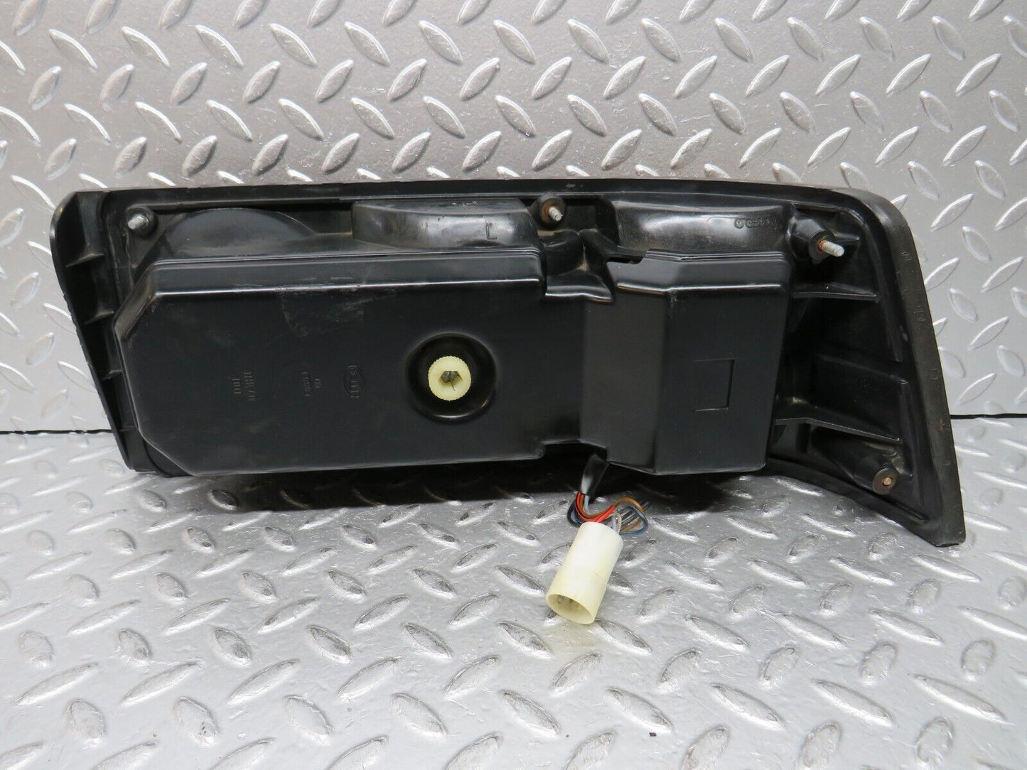 30081 Porsche 924 Tail Light Left Side Hella 53246R7