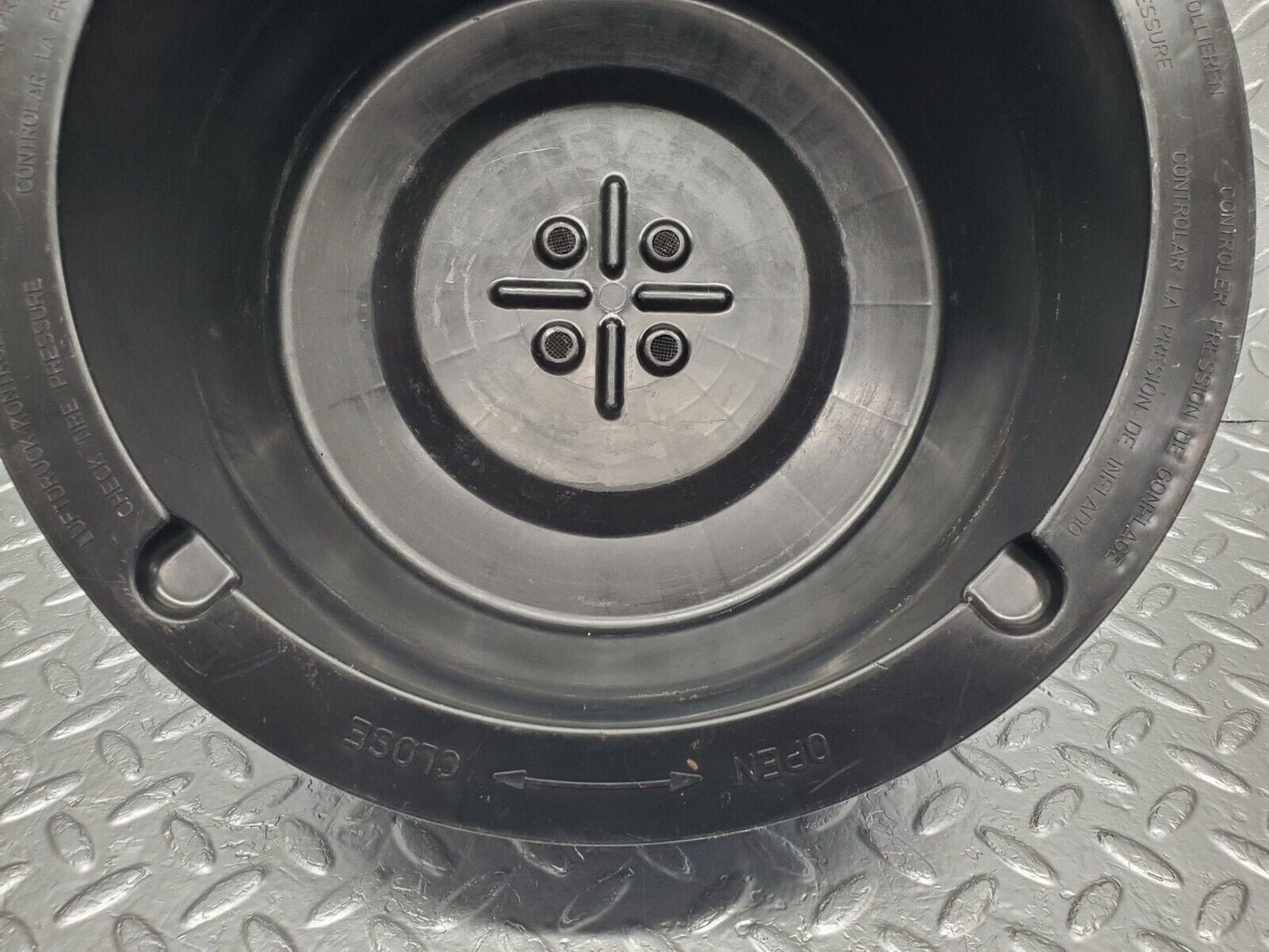 44051954