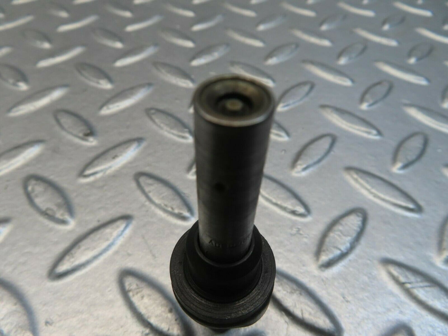 11479 Mercedes-Benz C123 230CE Coupe Fuel Injector Bosch 0437502010