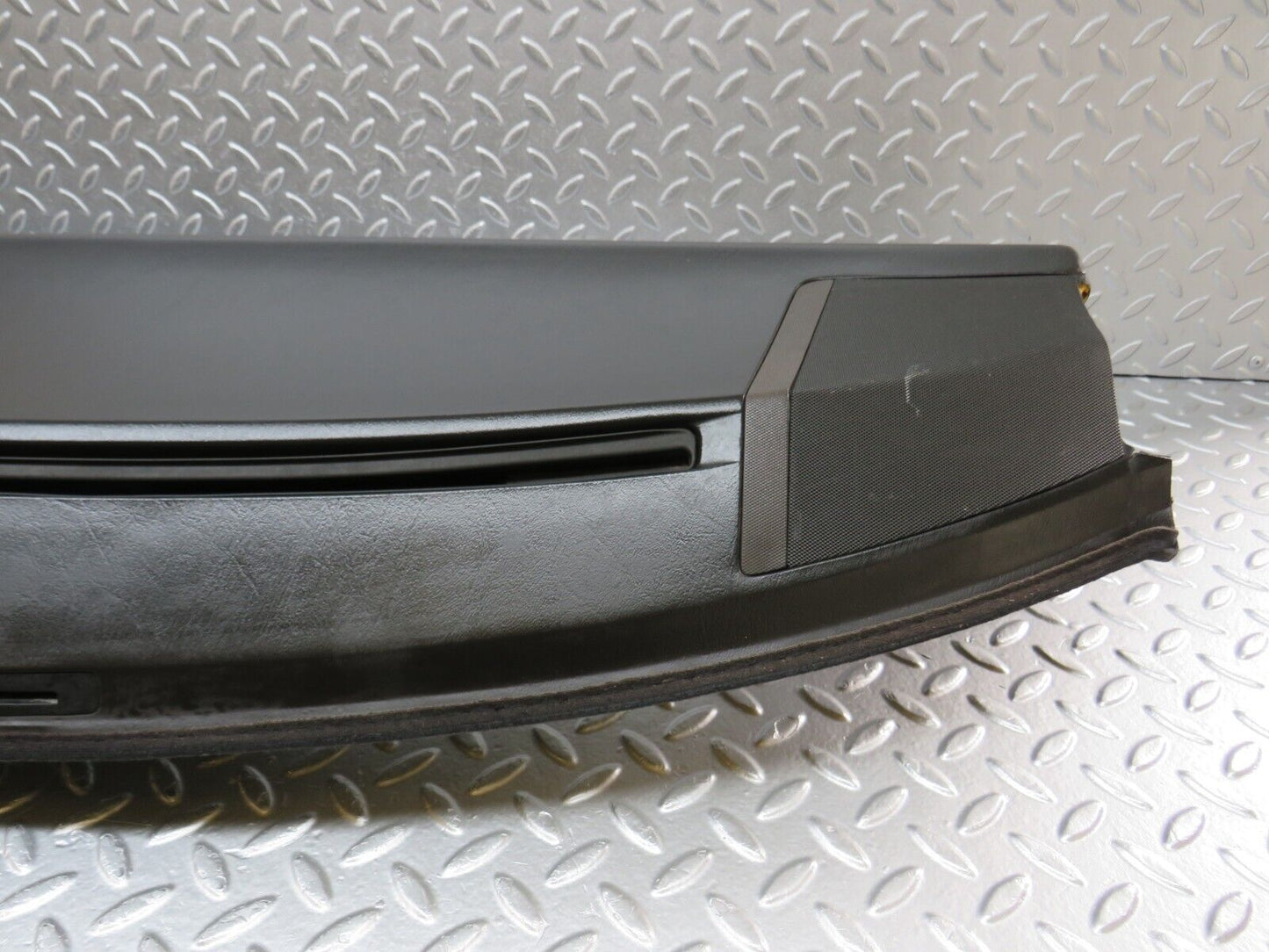 34032 Mercedes-Benz W124 260E Dashboard Brown