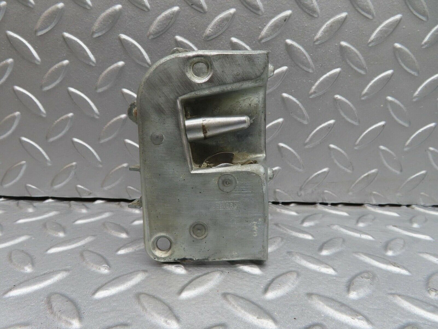 12286 Mercedes-Benz W108 280SE 3.5 Front Left Door Lock Mechanism