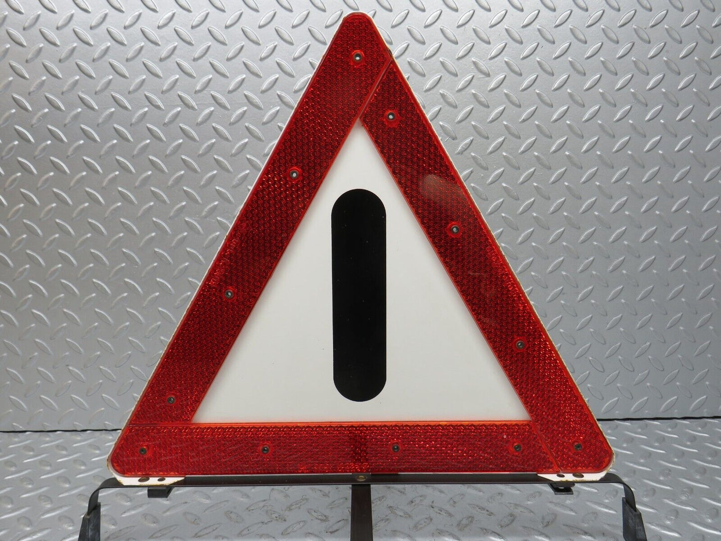 36789 Mercedes-Benz W201 190E Warning Triangle
