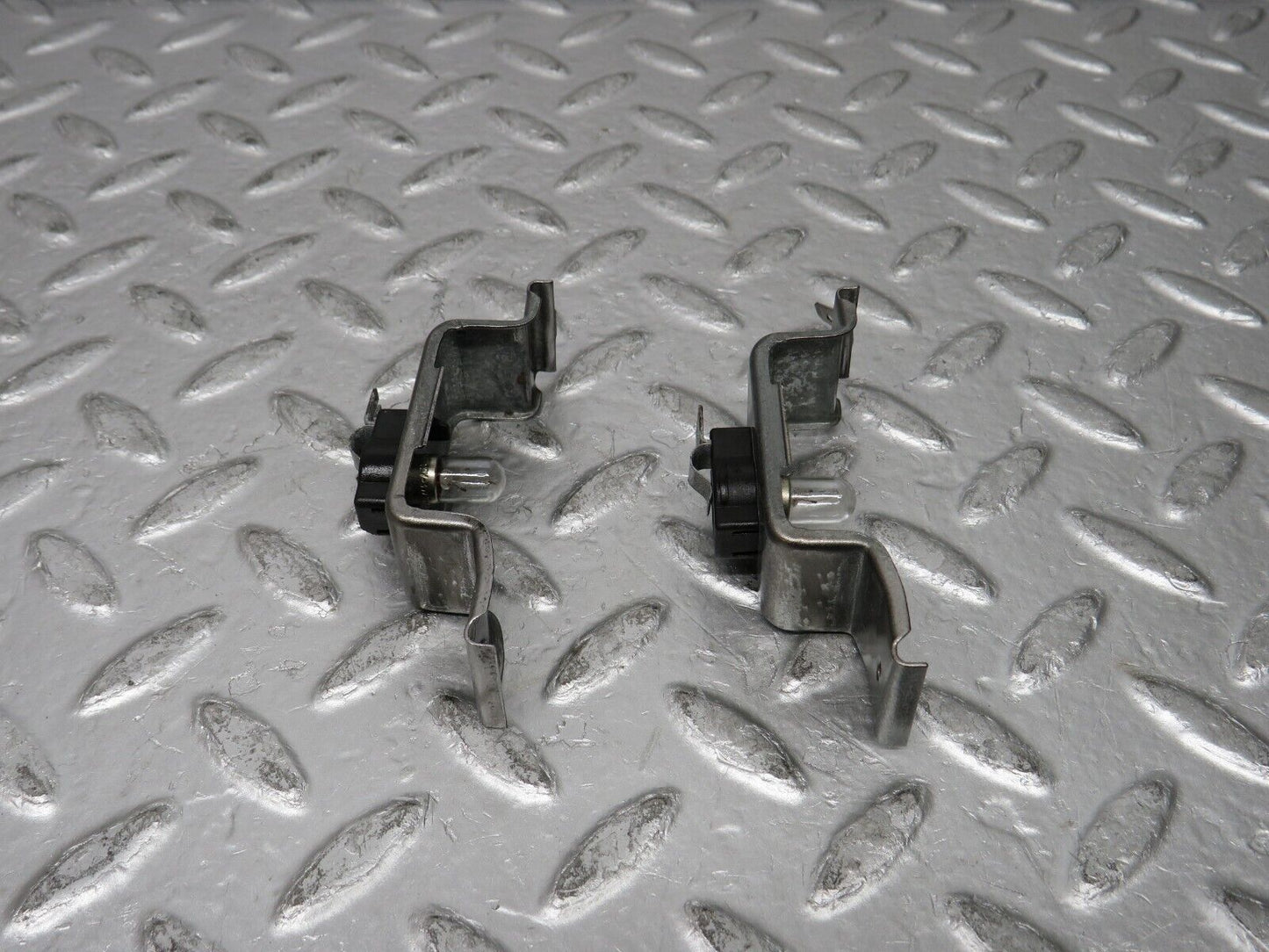 30110 Porsche 924 number Plate Lights Hella 477943021