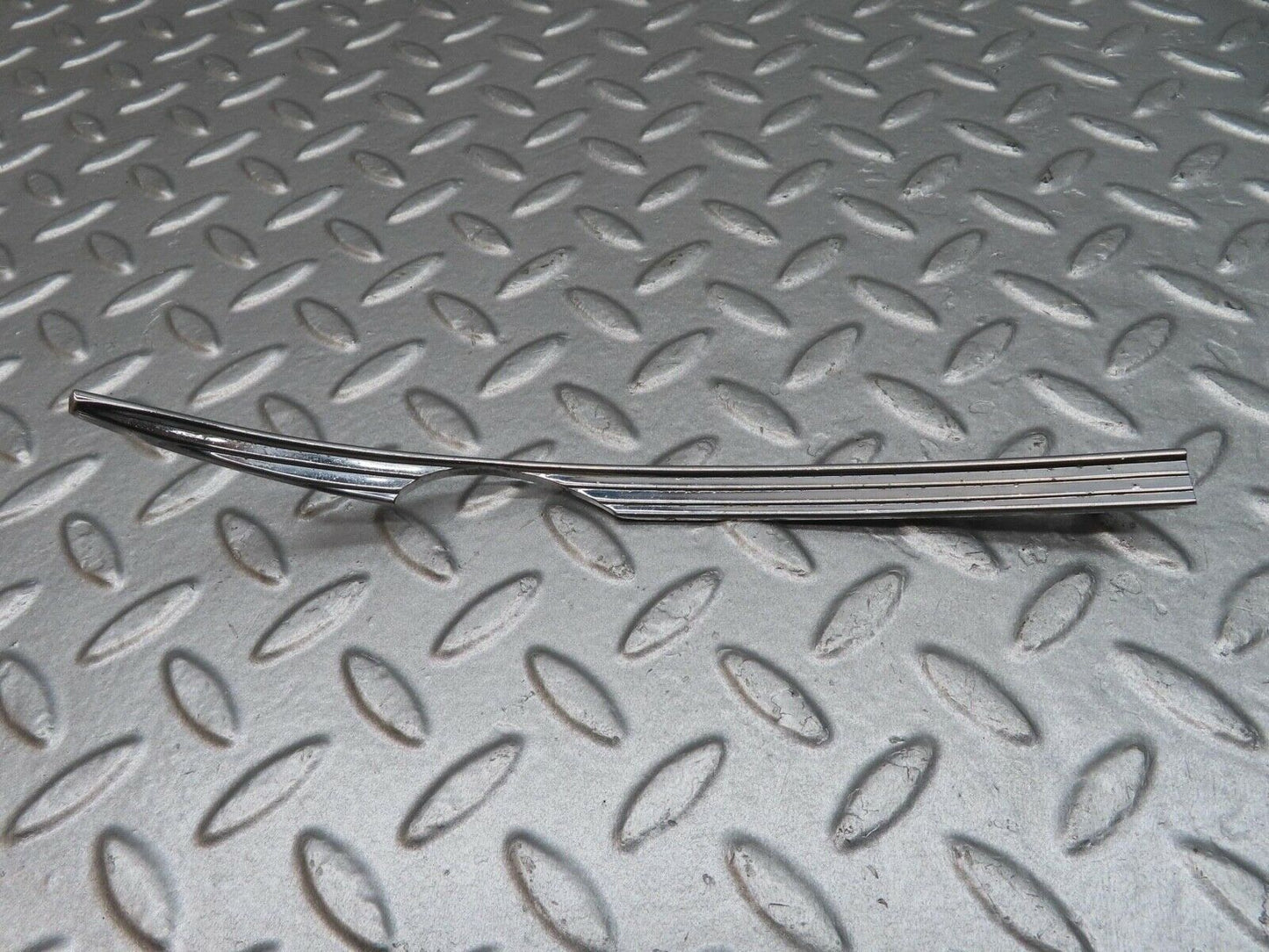 12922 Mercedes-Benz W111 220SE Dashboard Chrome Trim Left Side 1106890172