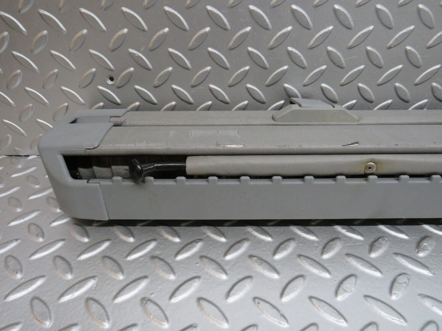 32581 Mercedes-Benz S124 300TE Wagon Trunk Roll Compartment Cover