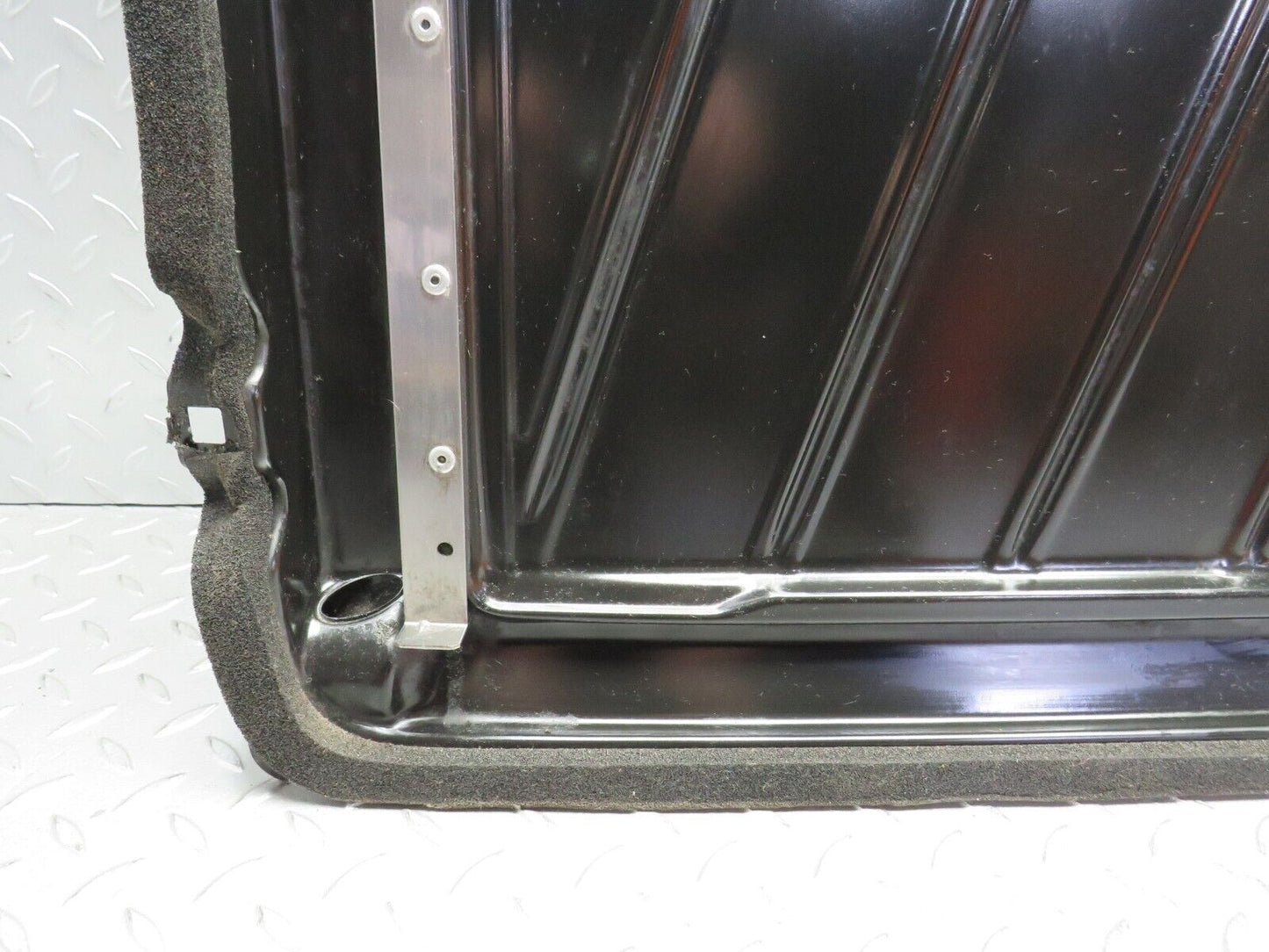 31708 Mercedes-Benz W201 190LE Power Sunroof Frame