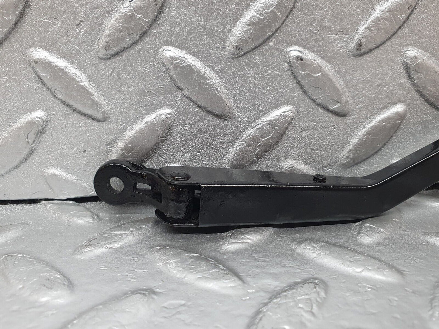 44078 Mercedes-Benz C123 230CE Coupe Headlight Wiper Arm Left Side