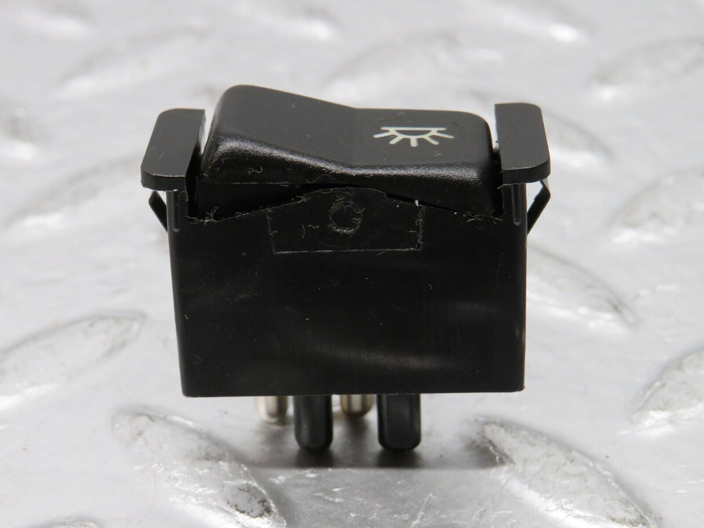 30695 Mercedes-Benz W201 190E 2.0L Interior Dome Light Switch 0008205810