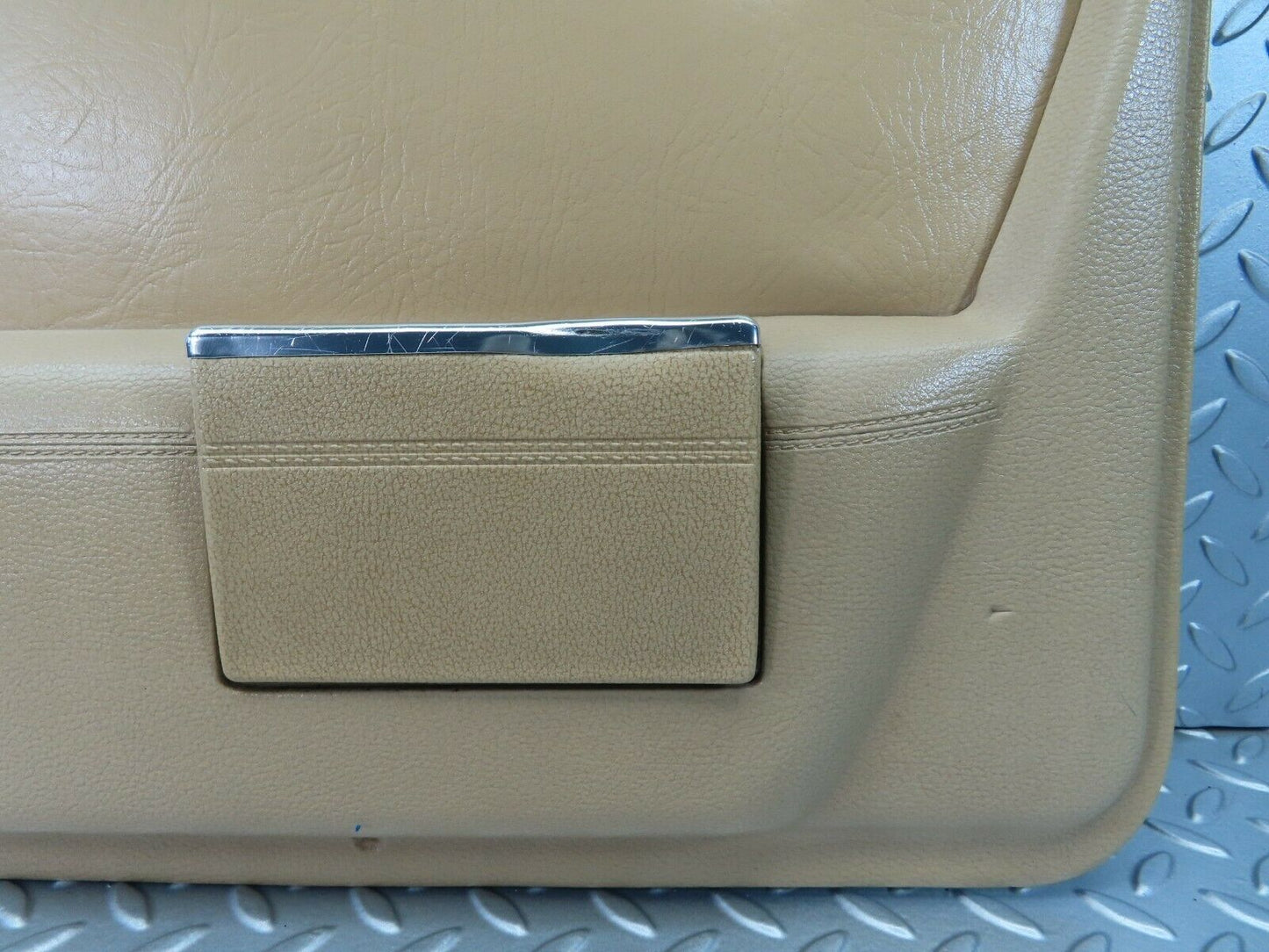 7316 Mercedes-Benz W116 450SE Rear Left Door Card Beige 1167370170