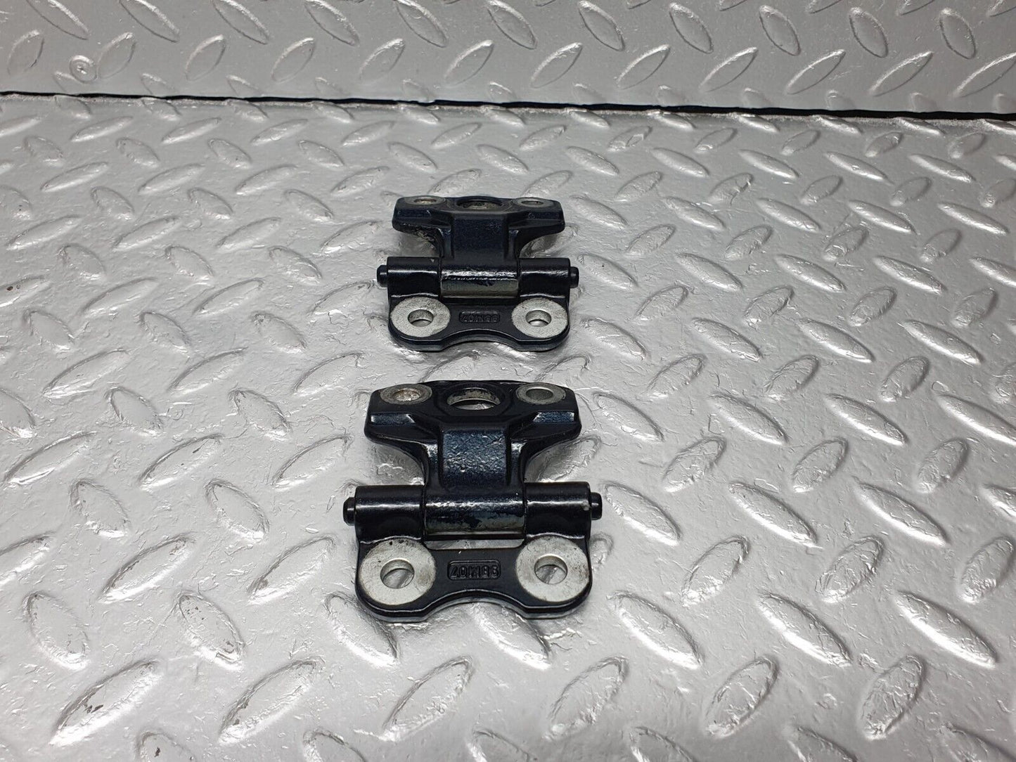 41868 Mercedes-Benz W202 C200 Front Door Hinge Right