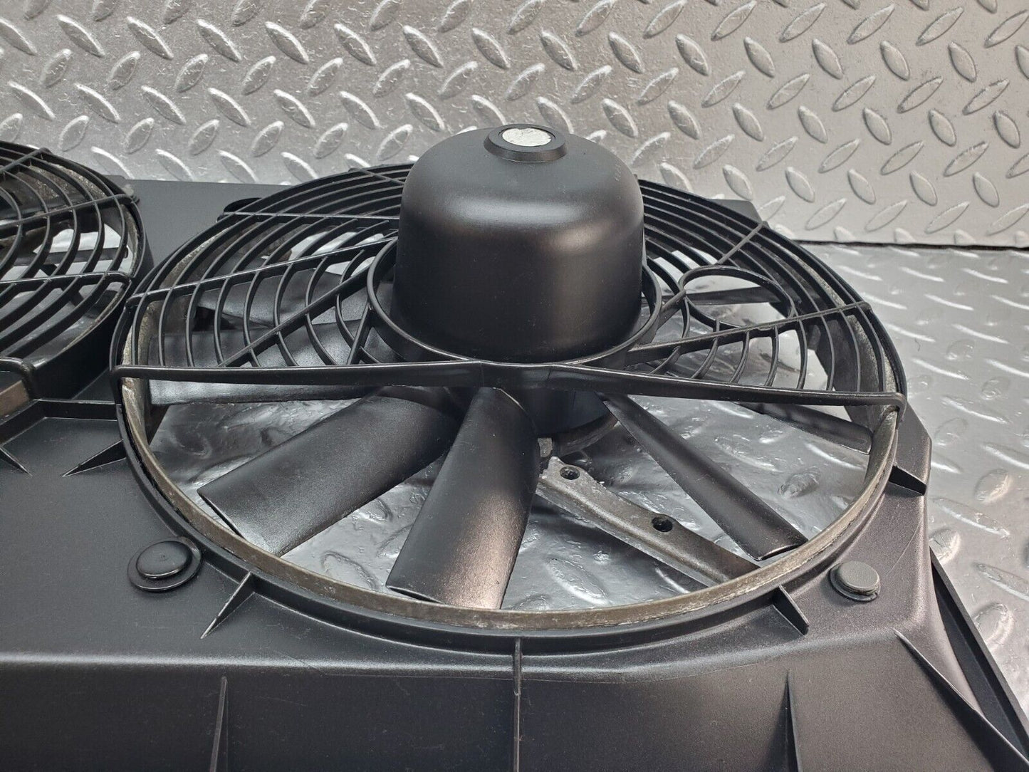 45176 Mercedes-Benz R129 300SL Coupe Radiator Cooling Fan 1295050555 1295409908