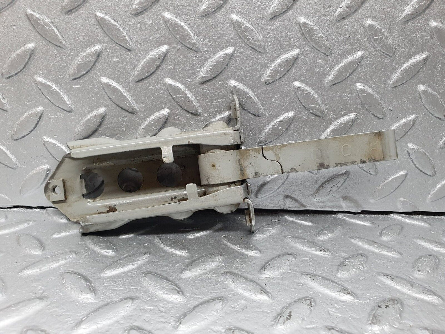 41537 Mercedes-Benz W124 200E Door Safety Check Strap