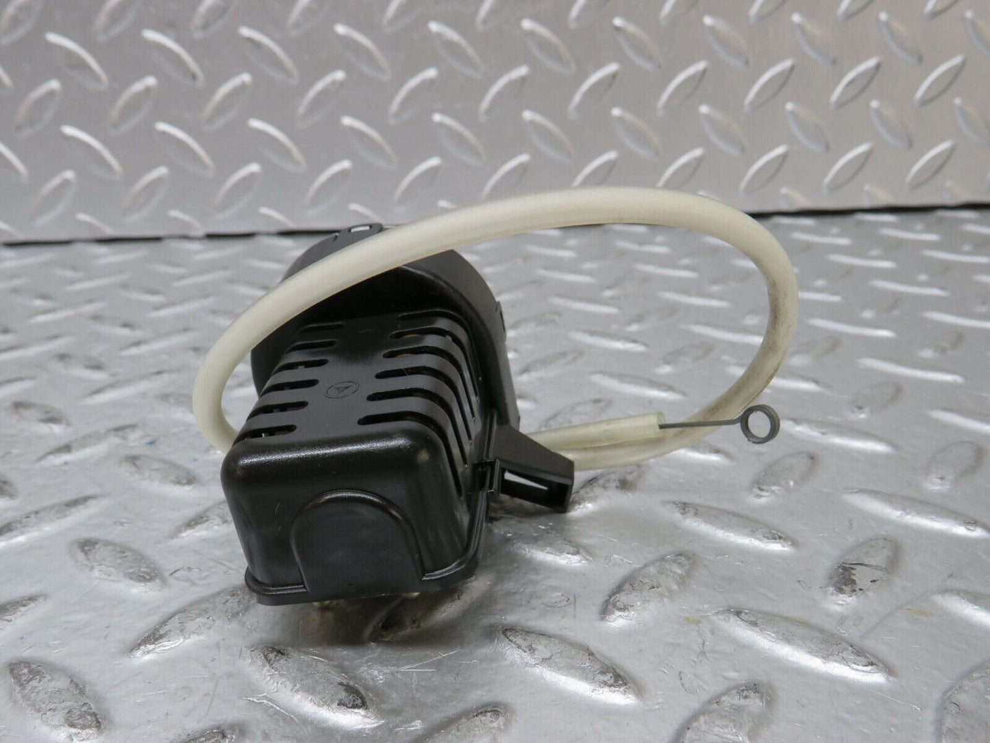27705 Mercedes-Benz S124 300TE Wagon Heater Blower Switch 1248202210