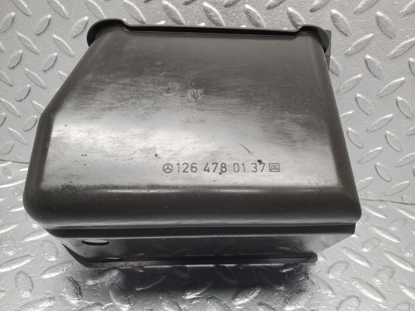 46400 Mercedes-Benz C123 280CE Coupe Fuel Pump Protective Cover 1264780137