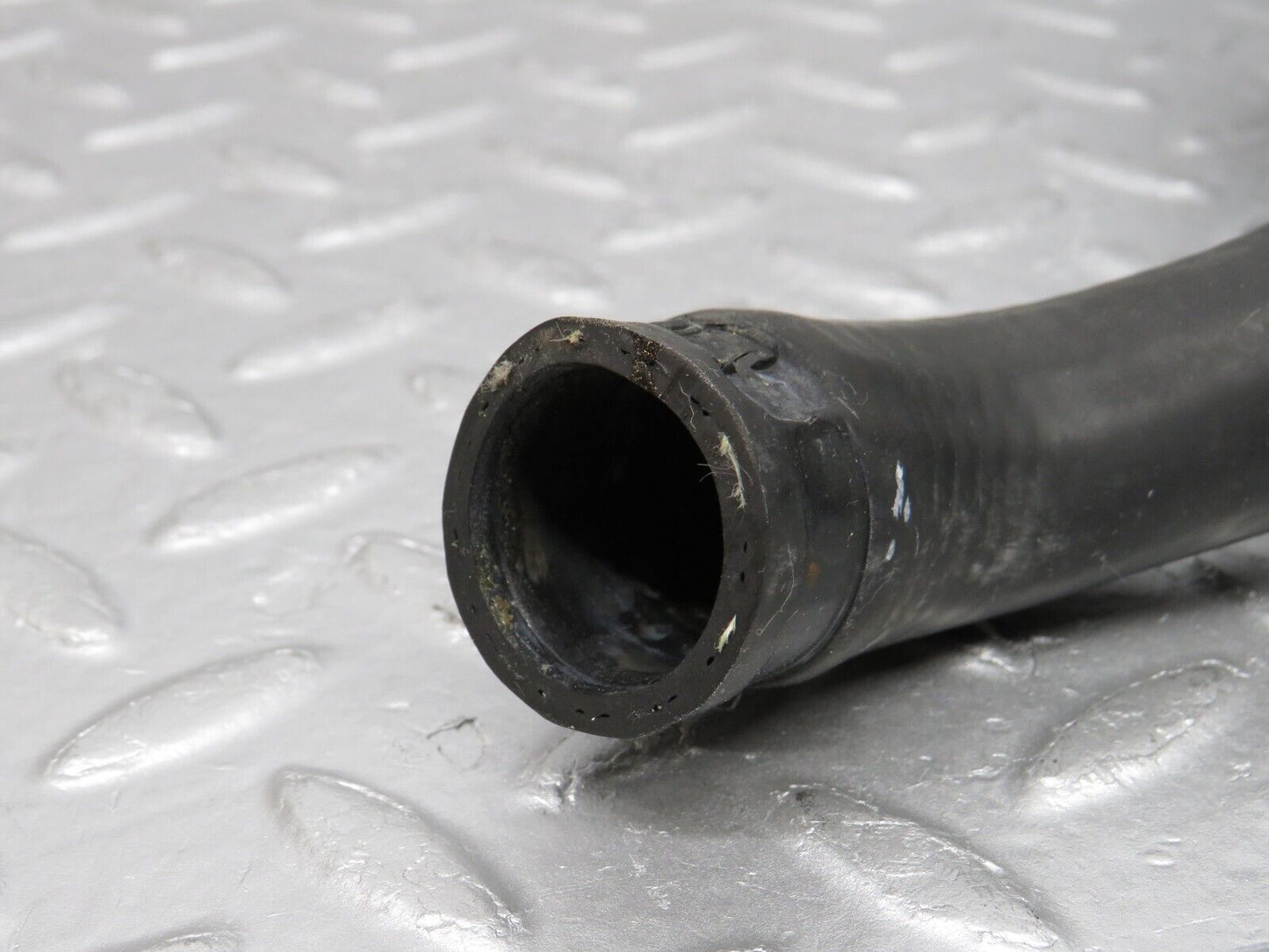 38561 Mercedes-Benz R129 280SL Coupe Coolant Hose Pipe 1298324494