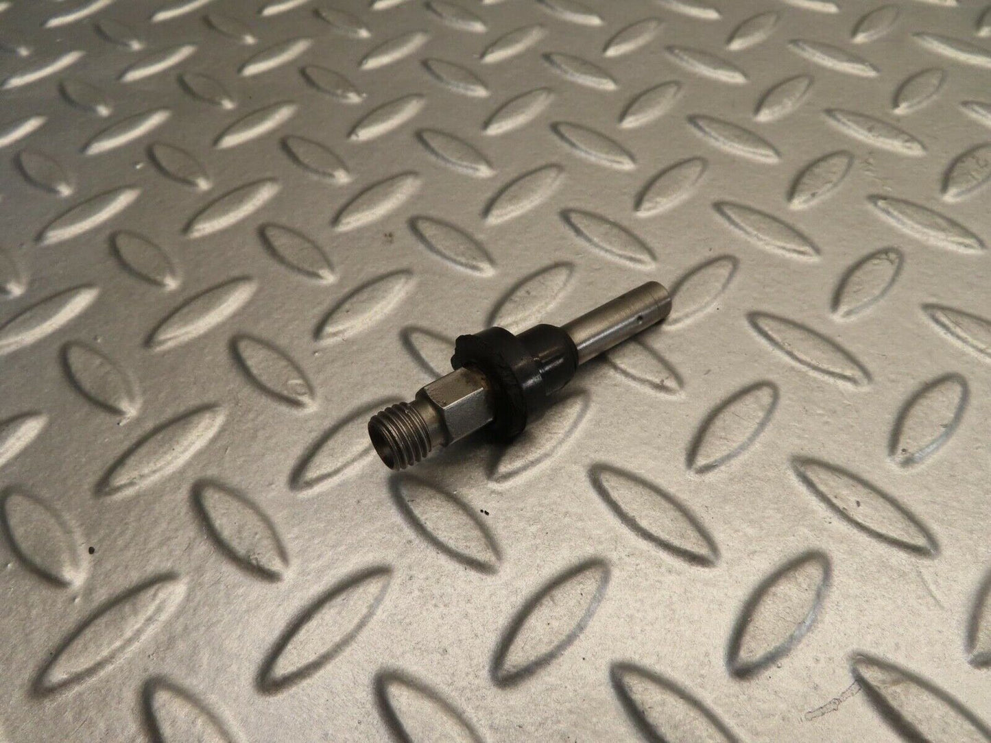11735 Mercedes-Benz R107 450SL Fuel Injector Bosch