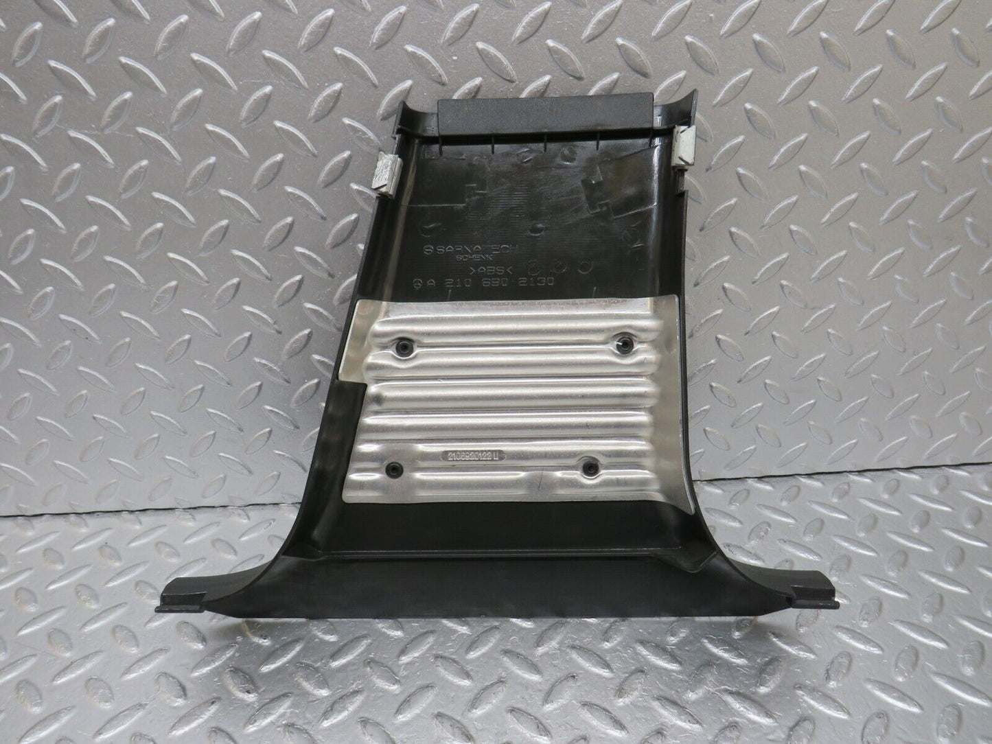 34799 Mercedes-Benz W210 320E B Pillar Bottom Cover Left 2106902130 2106920122