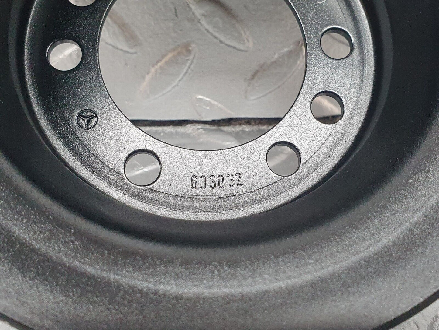 42820 Mercedes-Benz W201 190 2.0L Crankshaft Pulley 6030320204