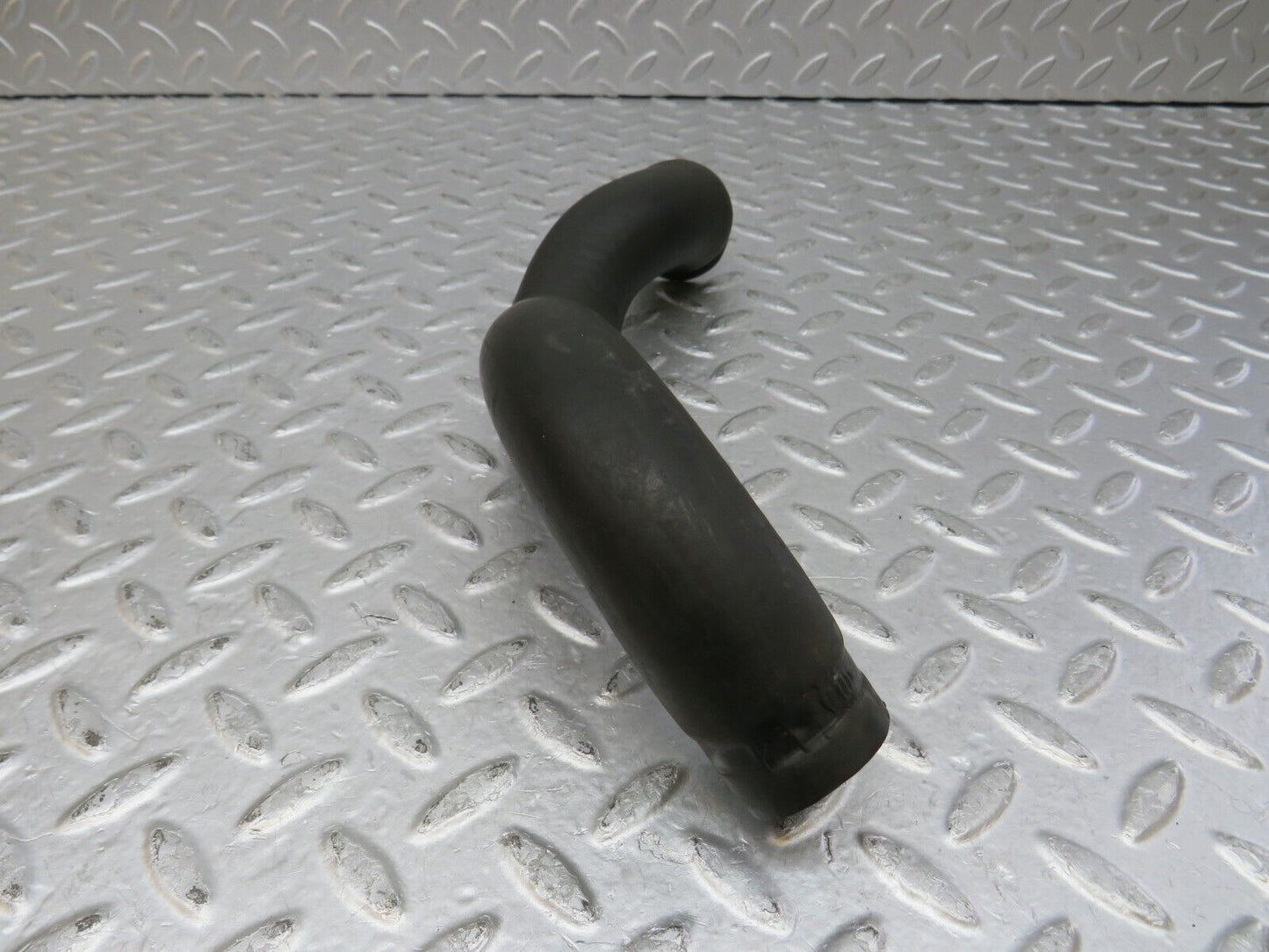 35423 Mercedes-Benz R107 280SL Coupe Radiator Coolant Hose 1075010282