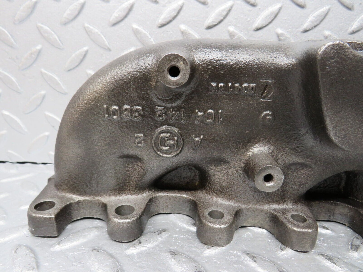 38644 Mercedes-Benz R129 280SL Coupe Exhaust Manifold 4-6 1041423601