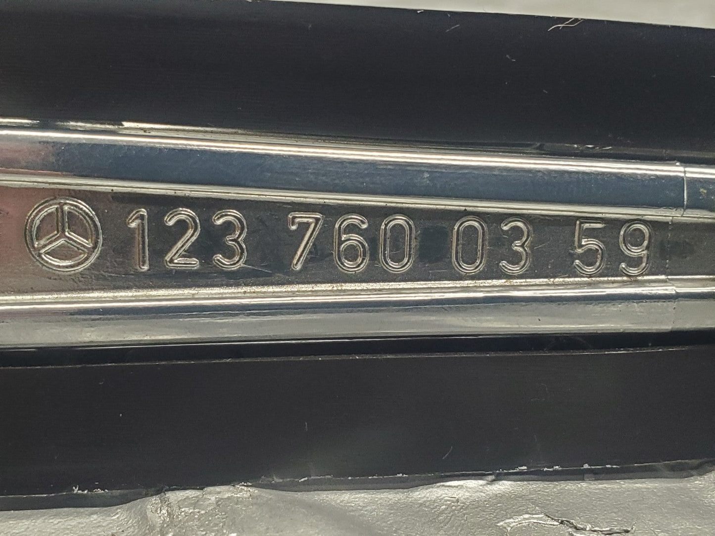 47239043