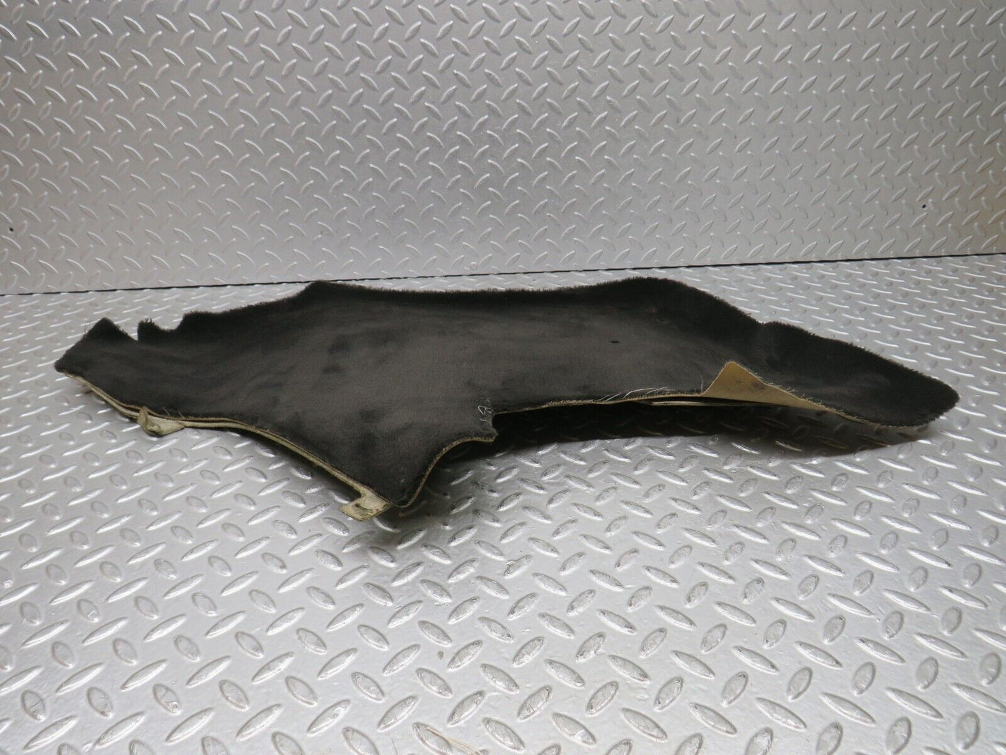 37936 Mercedes-Benz A124 320E Cabriolet Centre Console Carpet Left Side Black