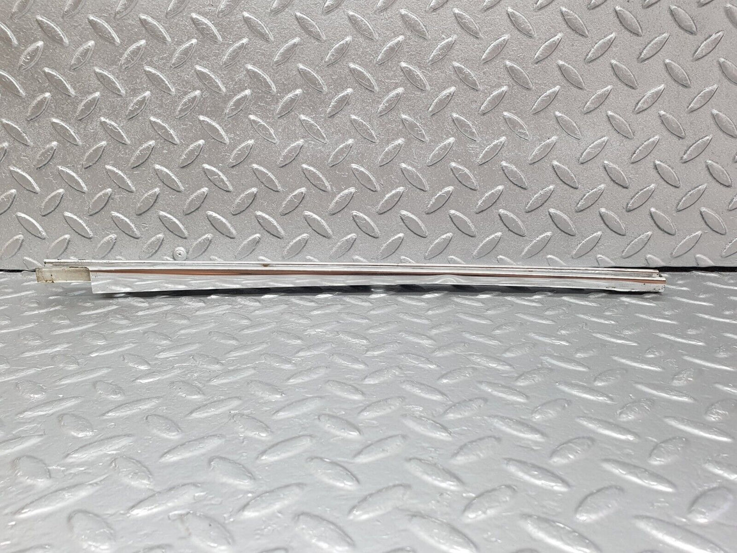 43211 Mercedes-Benz W108 280SE Front Right Door Window Chrome Channel