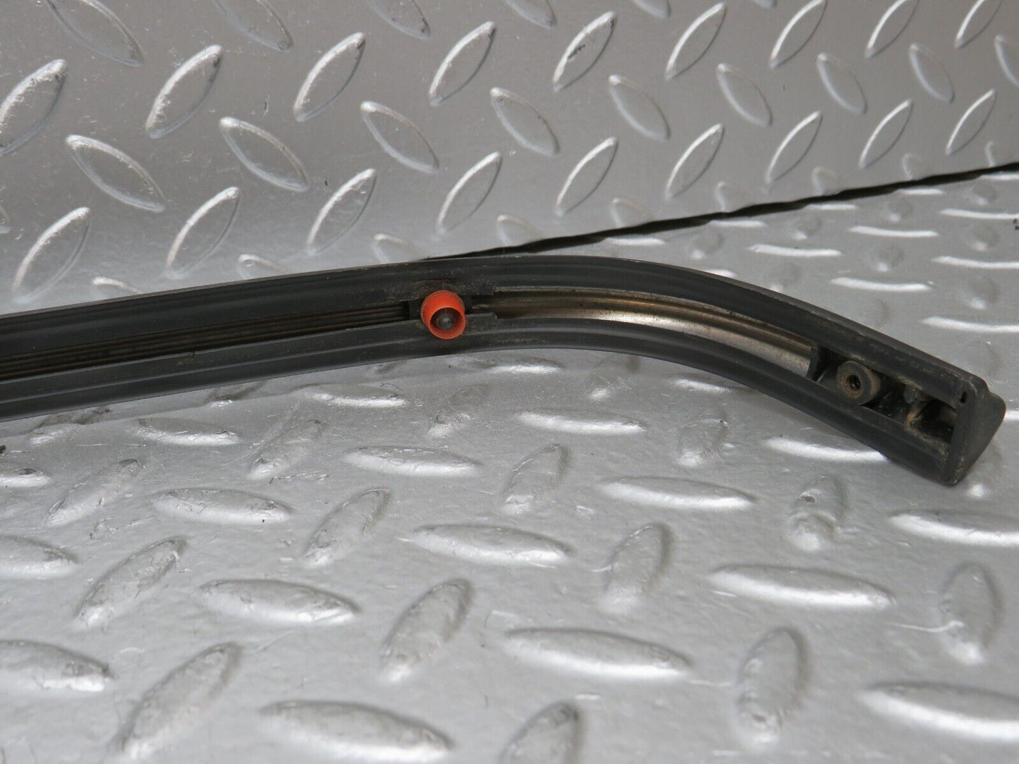 27959 Mercedes-Benz W123 280E Rear Left Fender Centre Moulding Trim