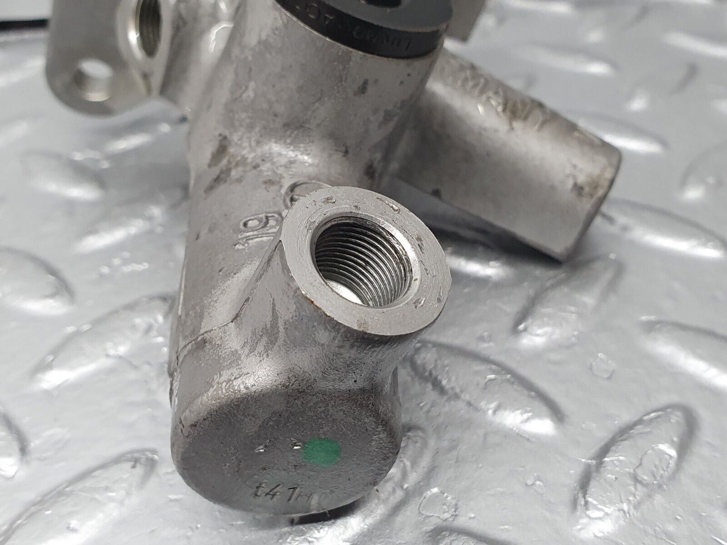 41790 Mercedes-Benz W202 C200 Brake Master Cylinder Lucas