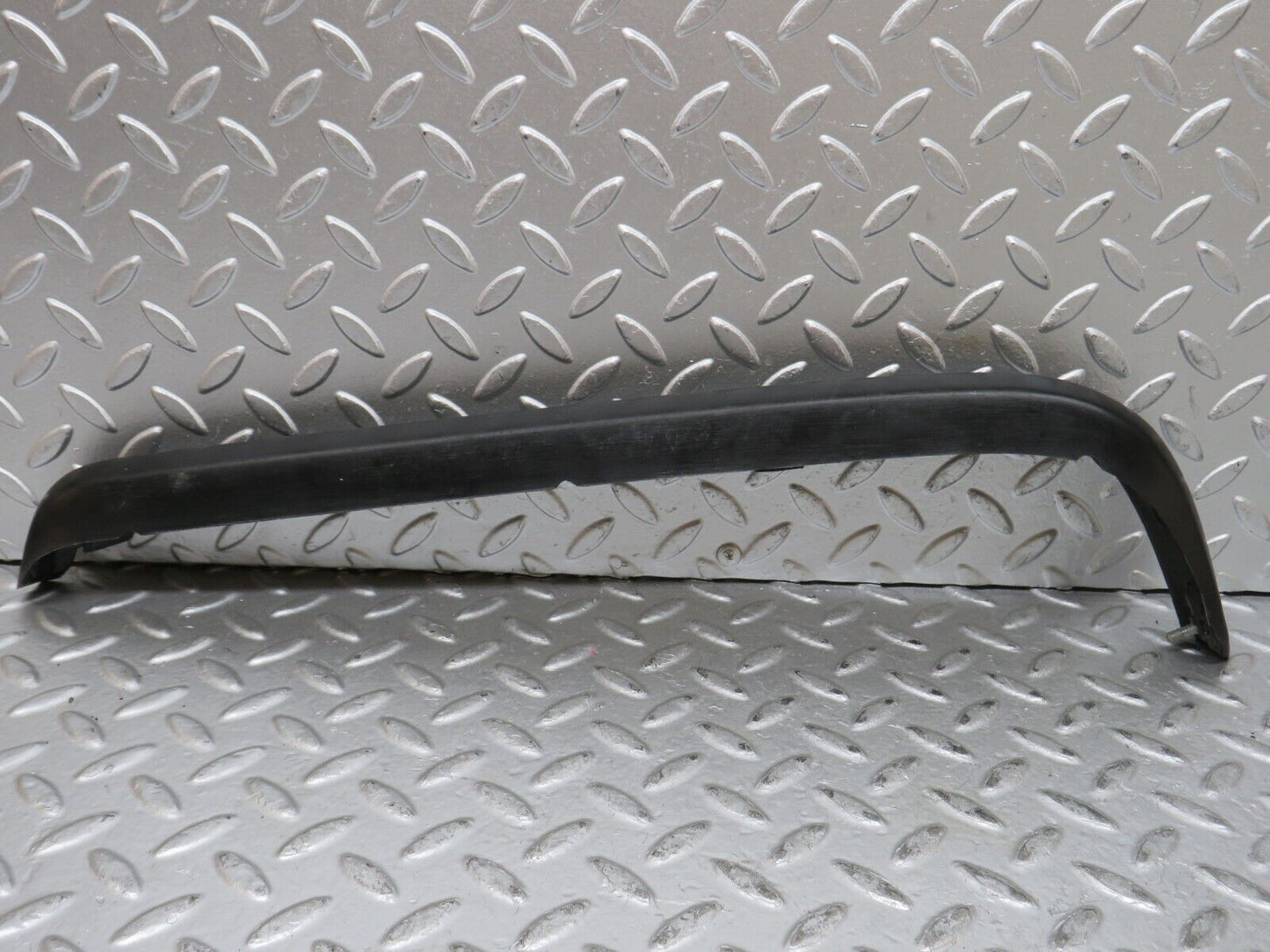 28063 Mercedes-Benz W123 280E Tail Light Moulding Trim Right Side