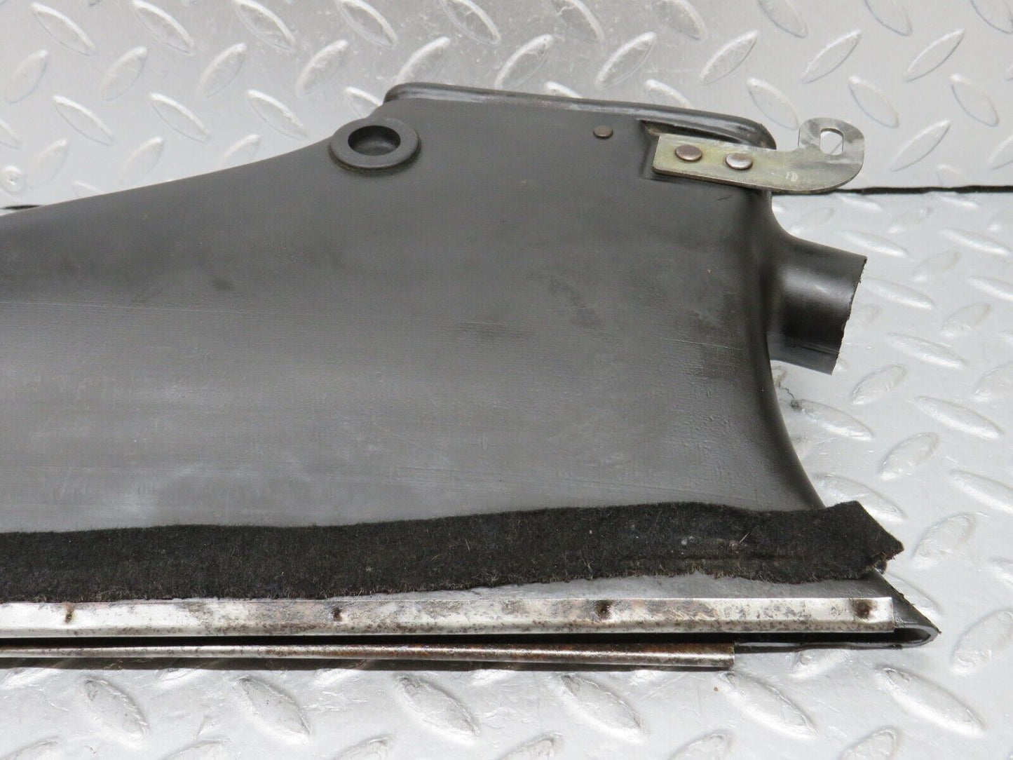 35820 Mercedes-Benz W108 Dashboard Air Vent Duct Left