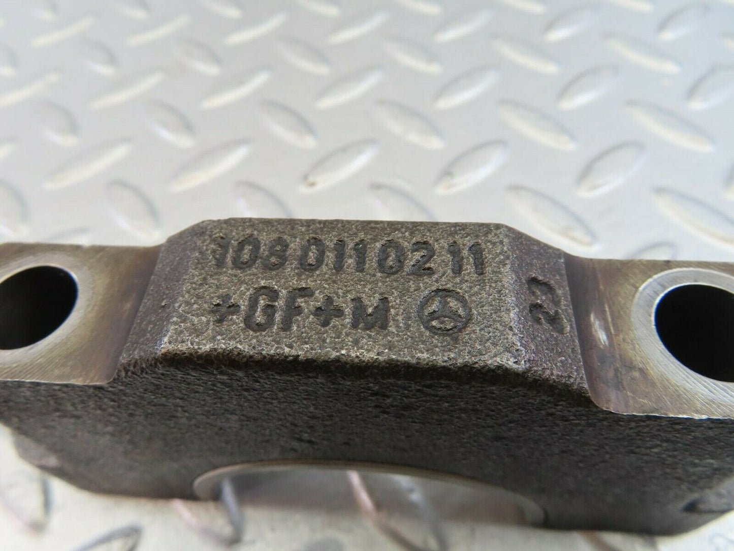 9873 Mercedes-Benz C123 280CE Coupe Crankshaft Bearing Holder Block 1080110211