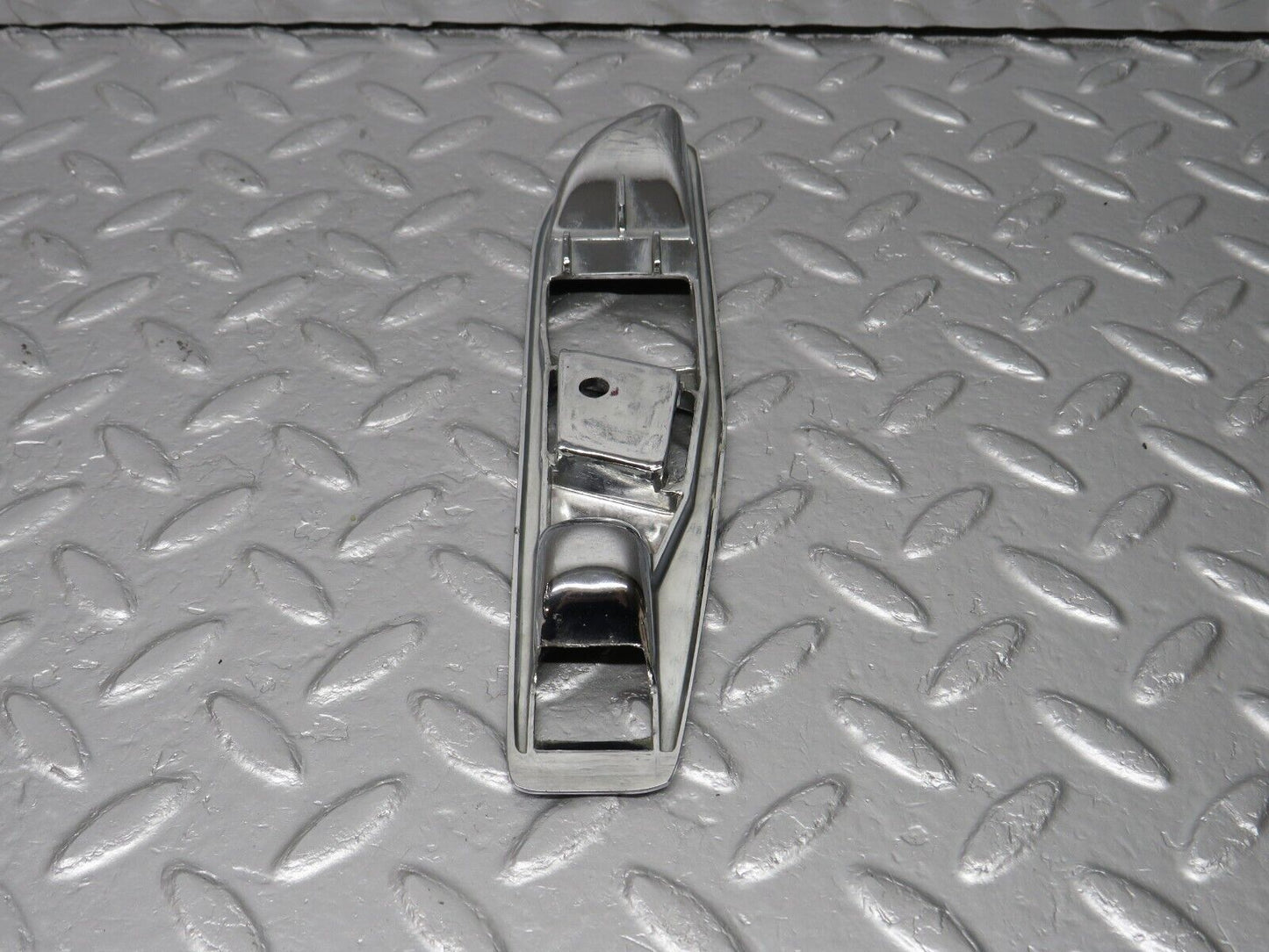 40009 Mercedes-Benz R107 350SL Interior Door Handle Chrome Surround Right