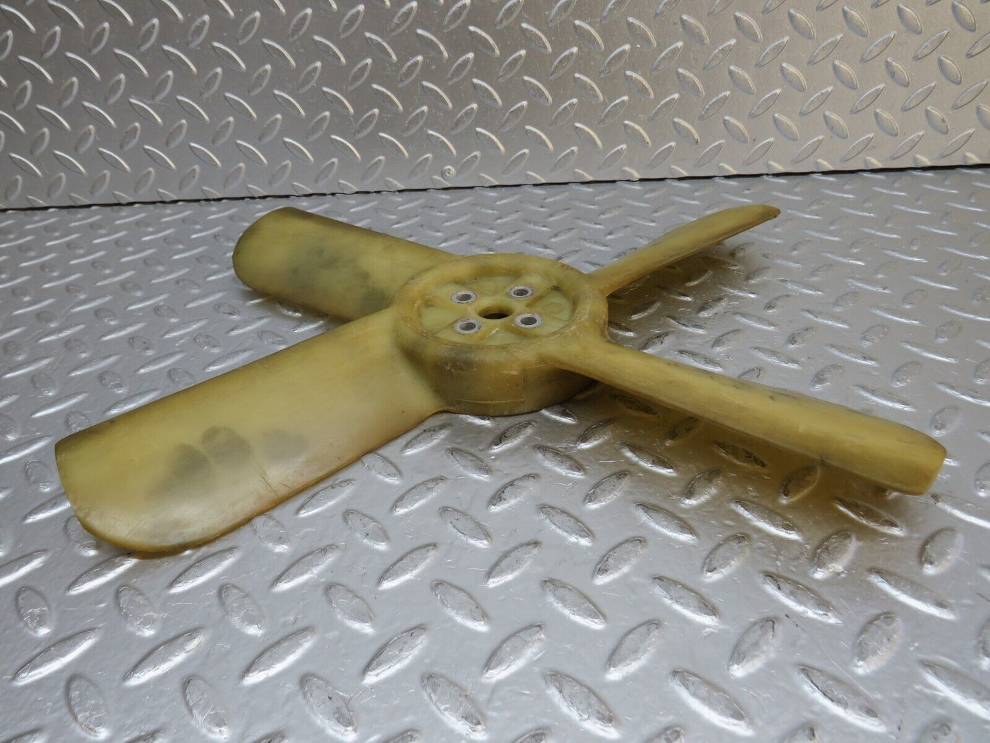 0329 Mercedes-Benz W120 Ponton Engine Cooling Fan 1082050906