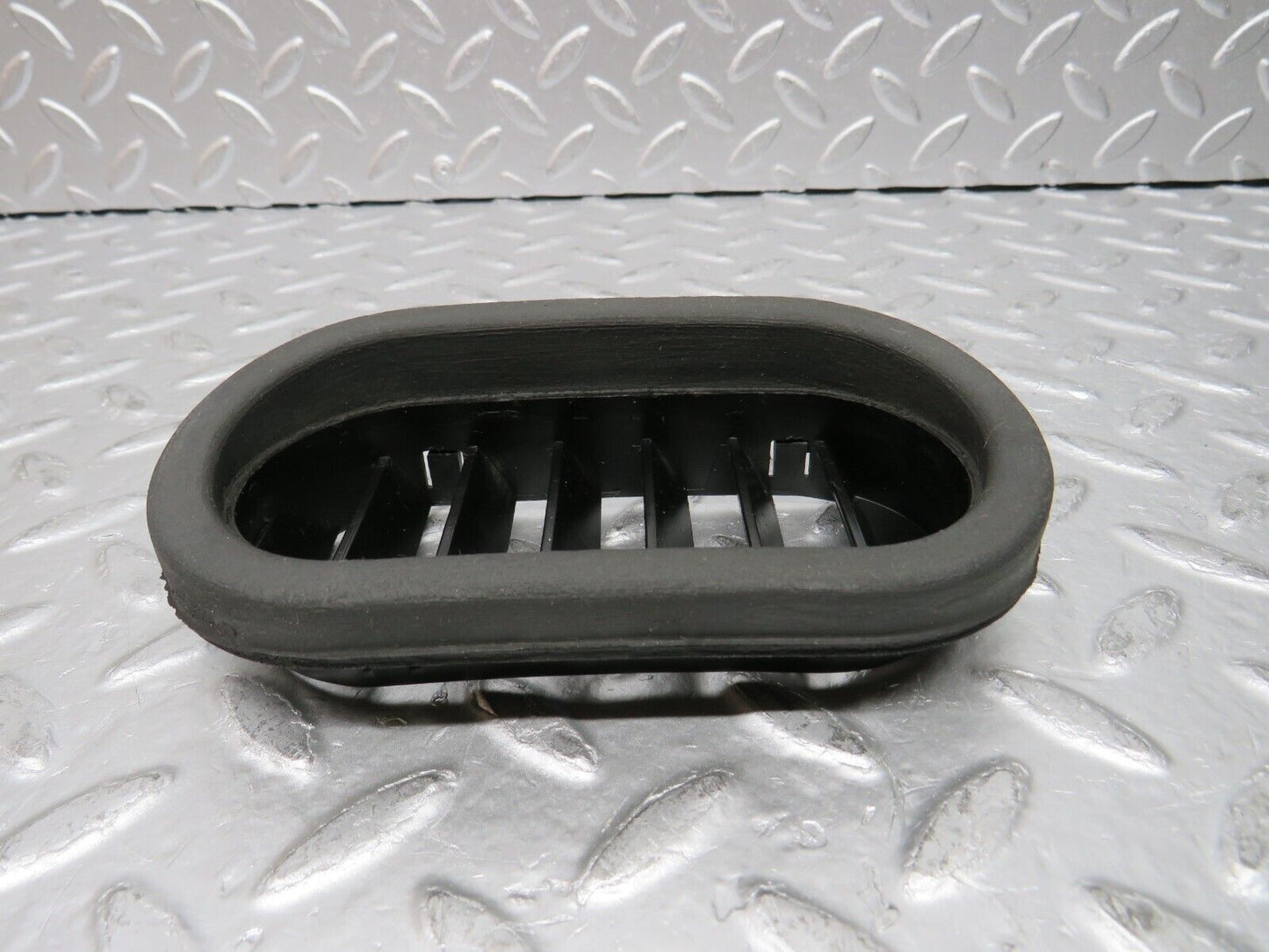 29988 Porsche 924 Right Door Air Vent 477819180