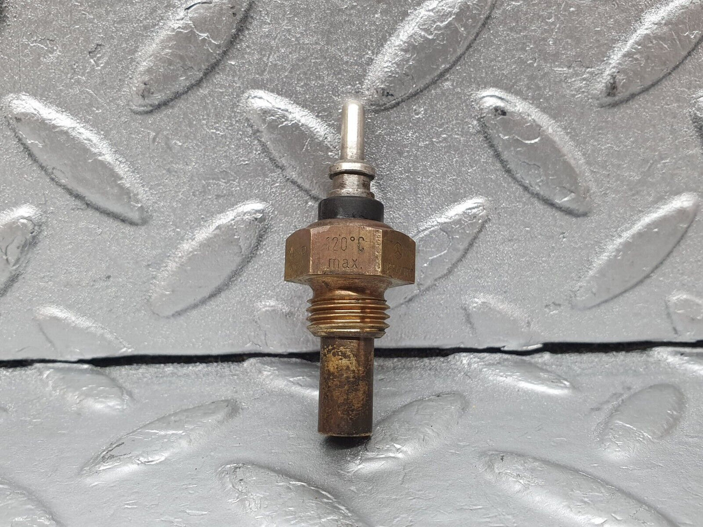 44085 Mercedes-Benz C123 230CE Coupe Coolant Temperature Sensor VDO 0055421017
