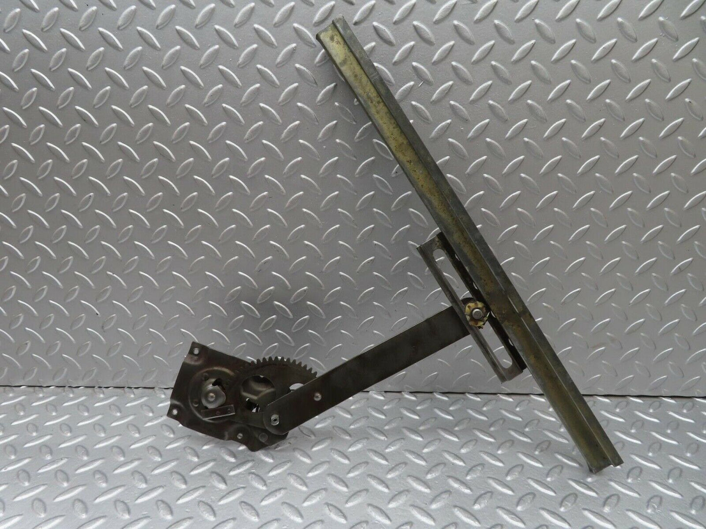 12859 Mercedes-Benz W111 220SE Rear Left Manual Window Regulator