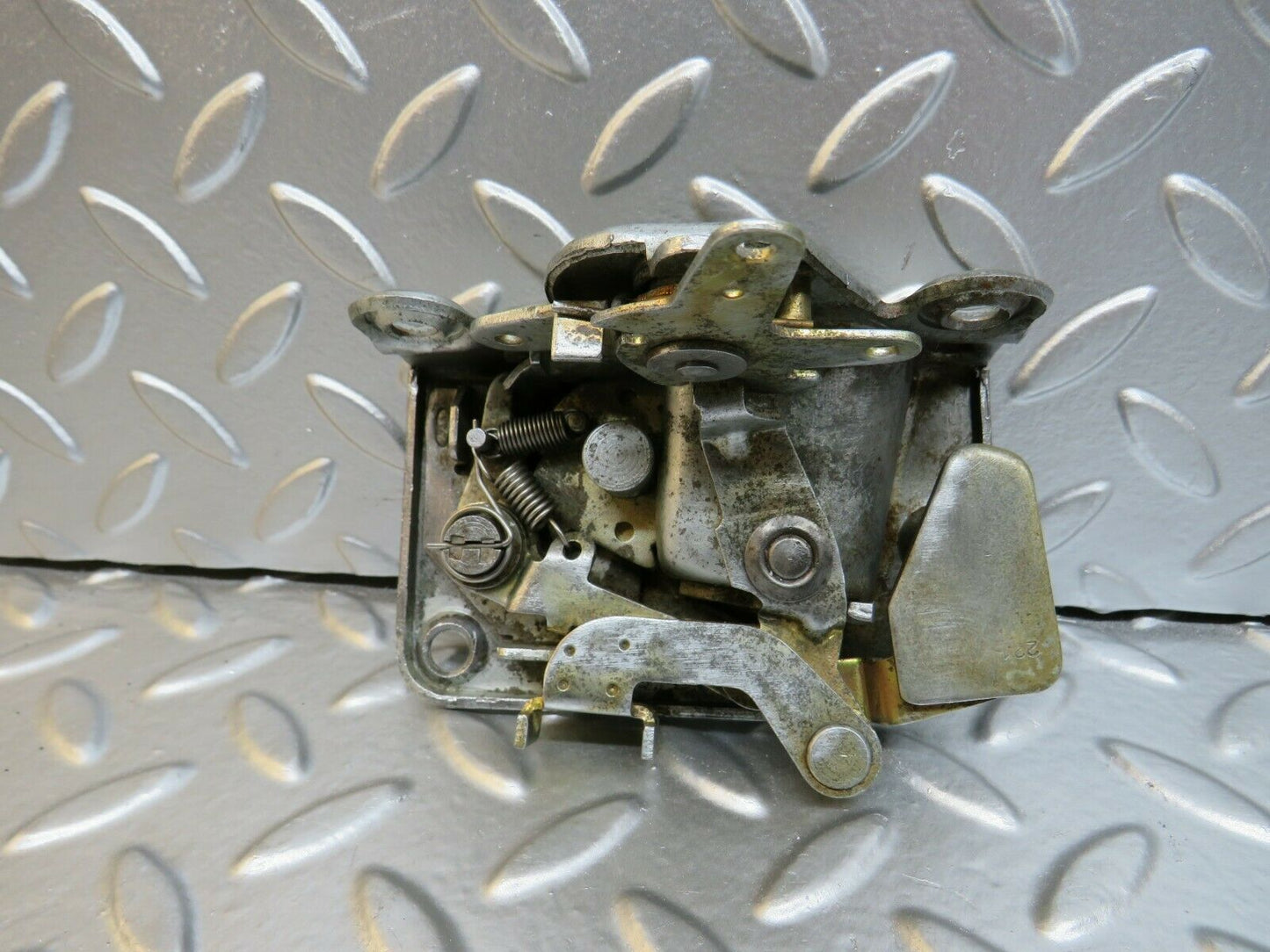 24572 Mercedes-Benz W108 Rear Left Door Lock Mechanism