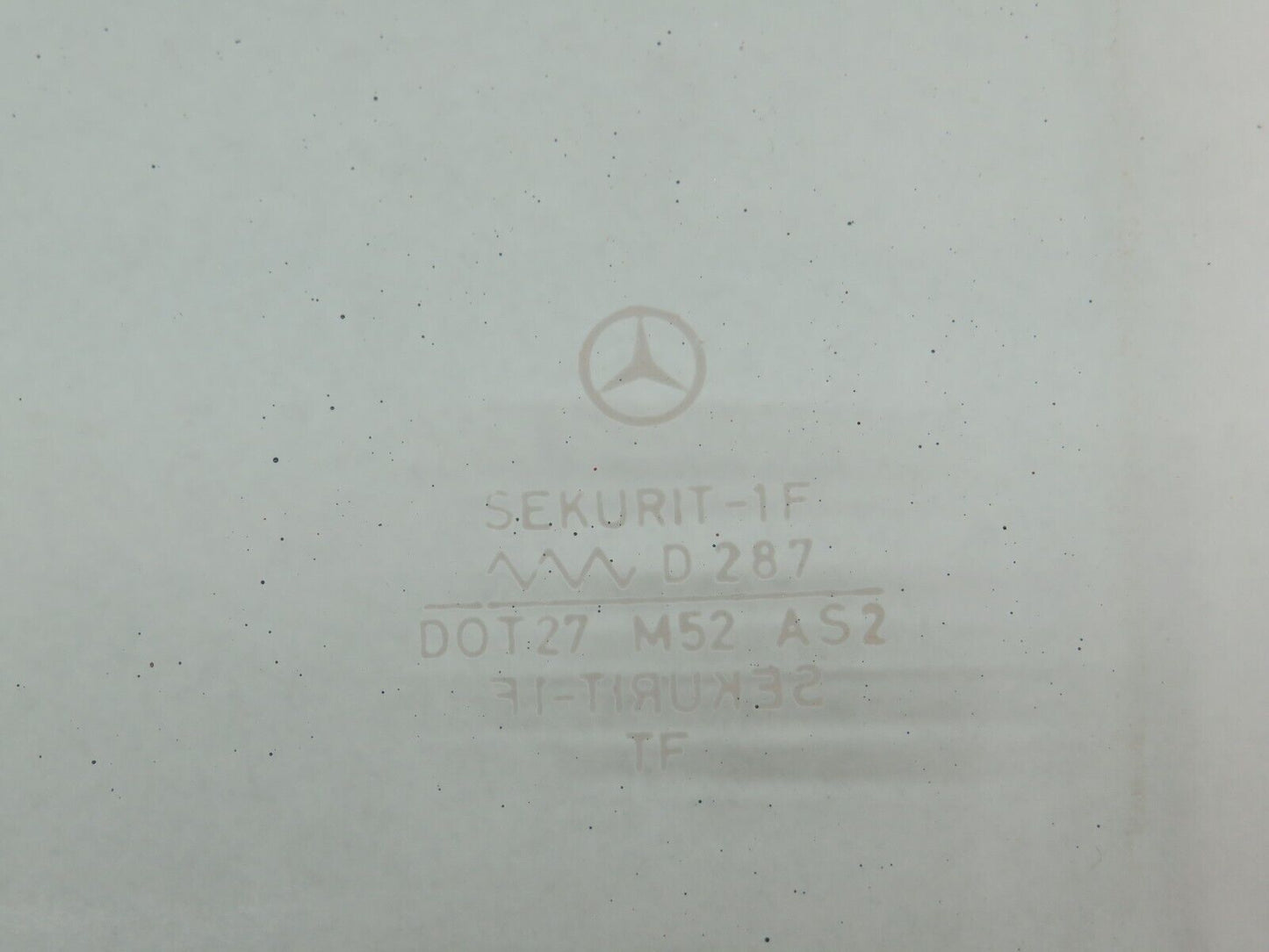 26168 Mercedes-Benz W116 450SE Rear Left Door Window Glass
