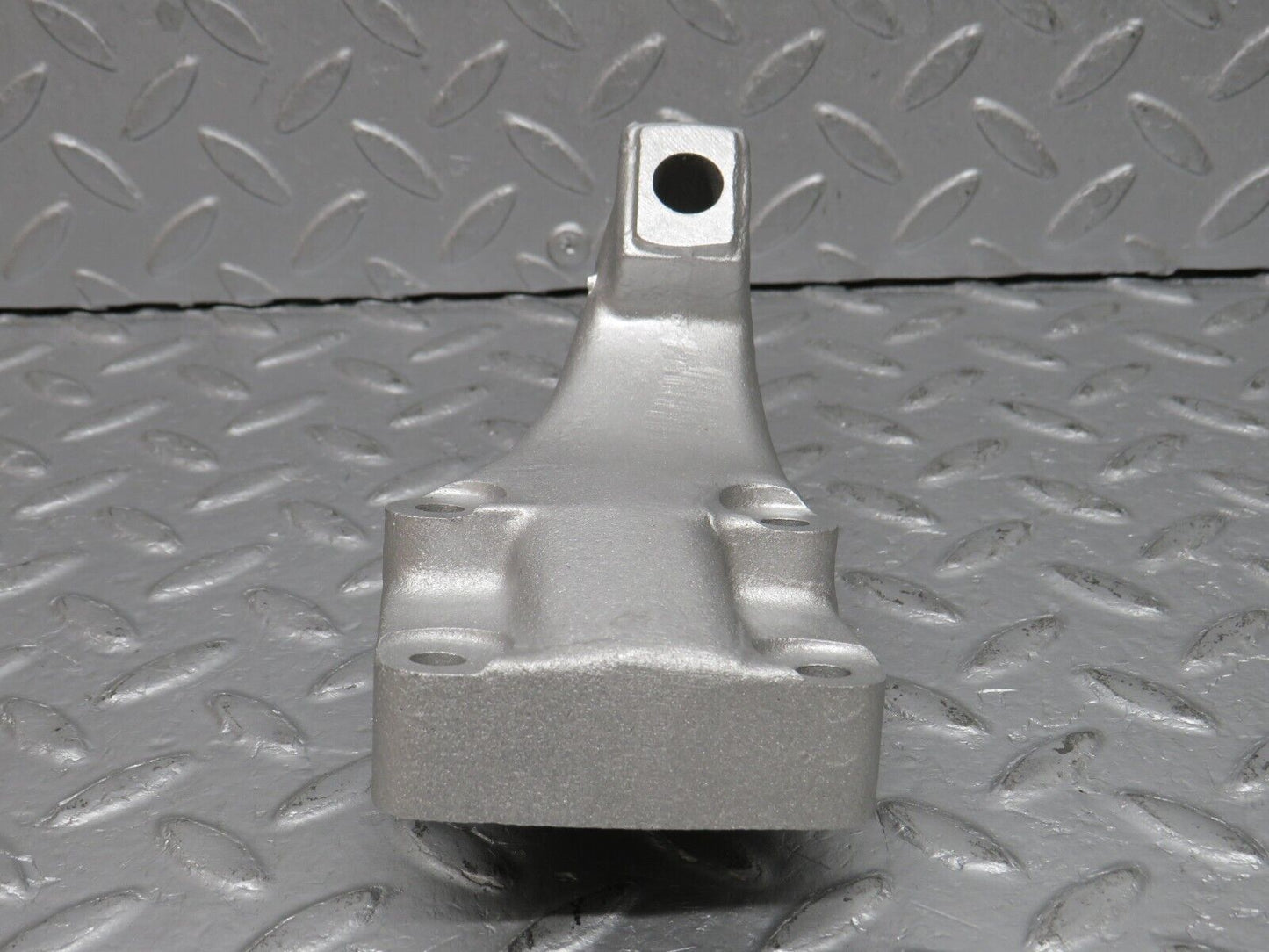39249 Mercedes-Benz R107 500SL Engine Mount Bracket Right 1162234704