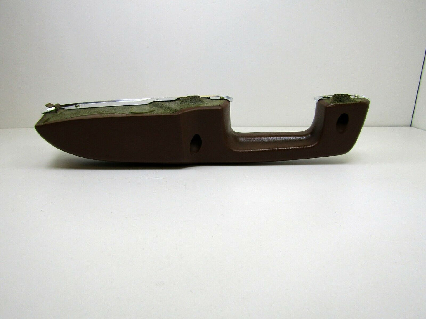 2112 Mercedes-Benz W116 350SE Front Right Door Handle Armrest Brown