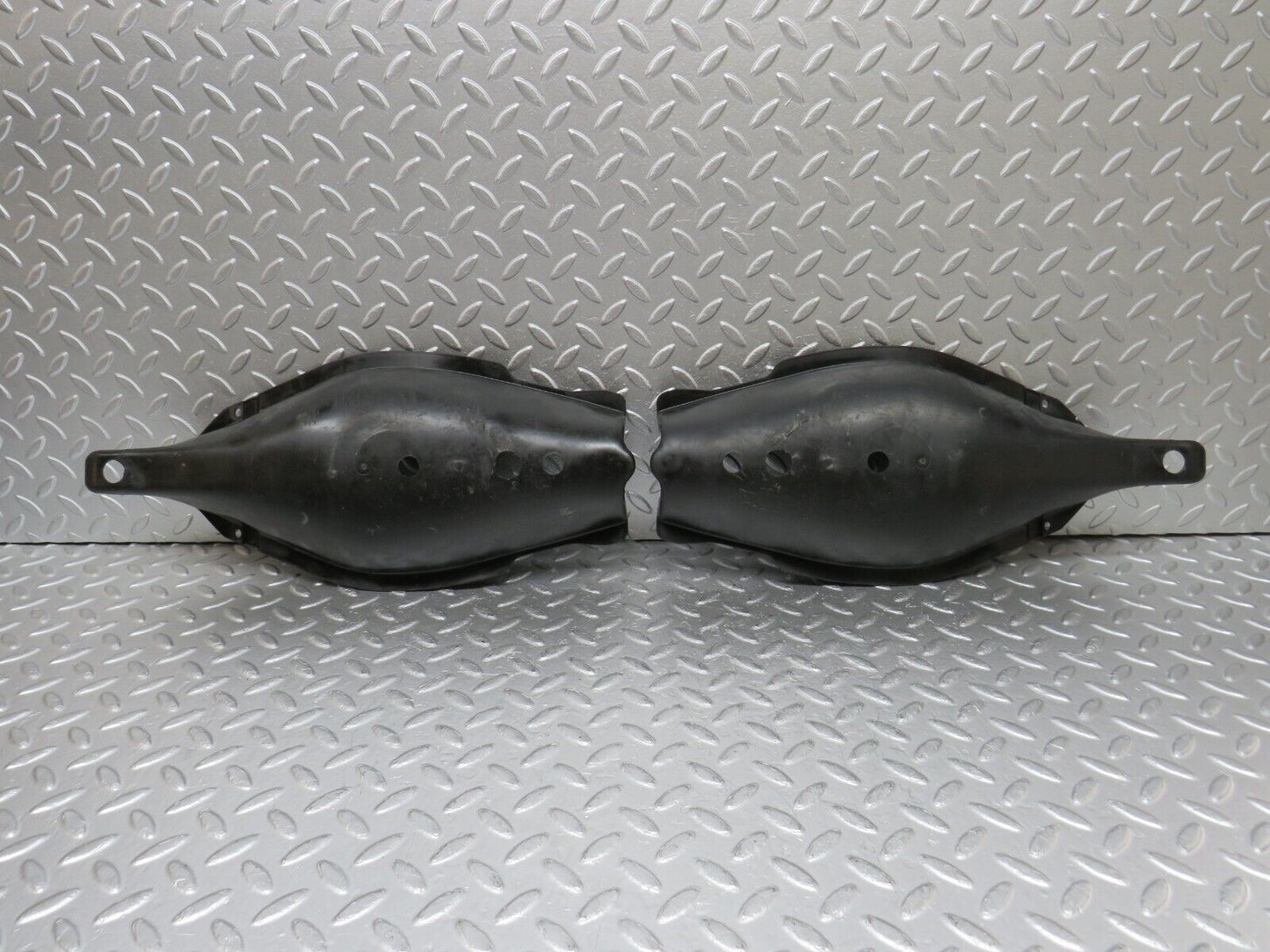 34793 Mercedes-Benz W210 320E Rear Control Arm Cover Pair 2033520088