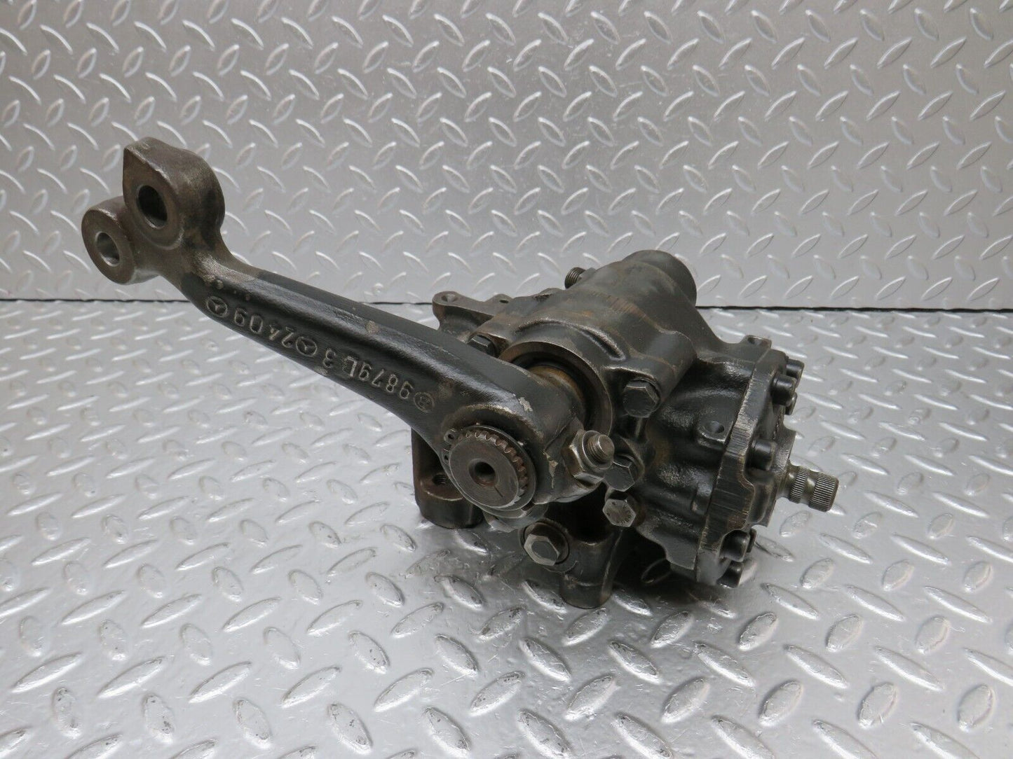 34225 Mercedes-Benz W124 260E Steering Box Steering Rack 1244610501
