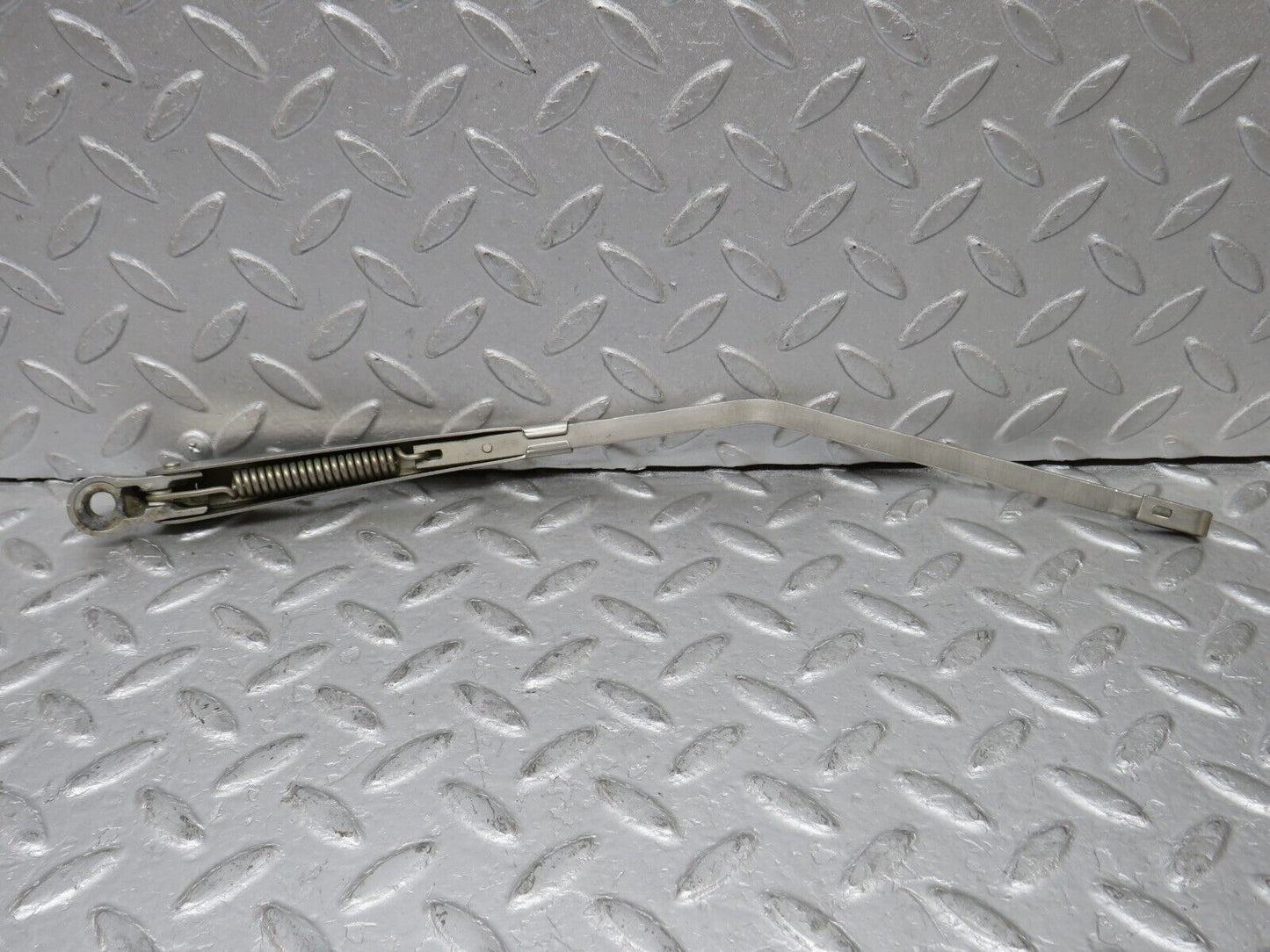 37328 Mercedes-Benz W109 300SEL Windscreen Wiper Arm Left Side